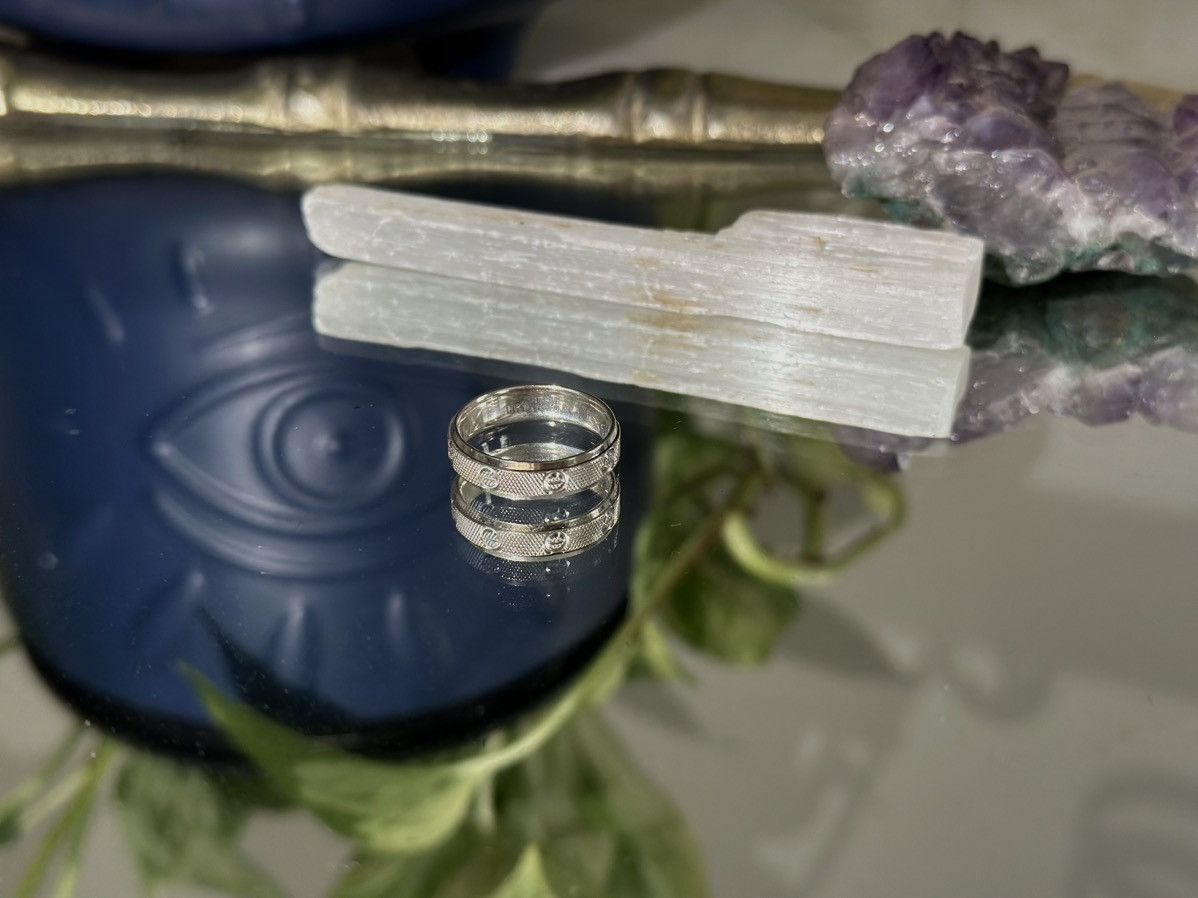 Vintage Estate 18K WG Rotating Ring, size 6.5 / 54 Size ONE SIZE - 1 Thumbnail
