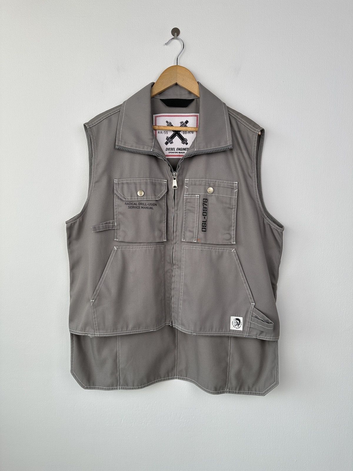 Diesel DIESEL Hidden-Pocket Workwear Multipocket Cargo Vest Jacket Size US L / EU 52-54 / 3 - 1 Thumbnail