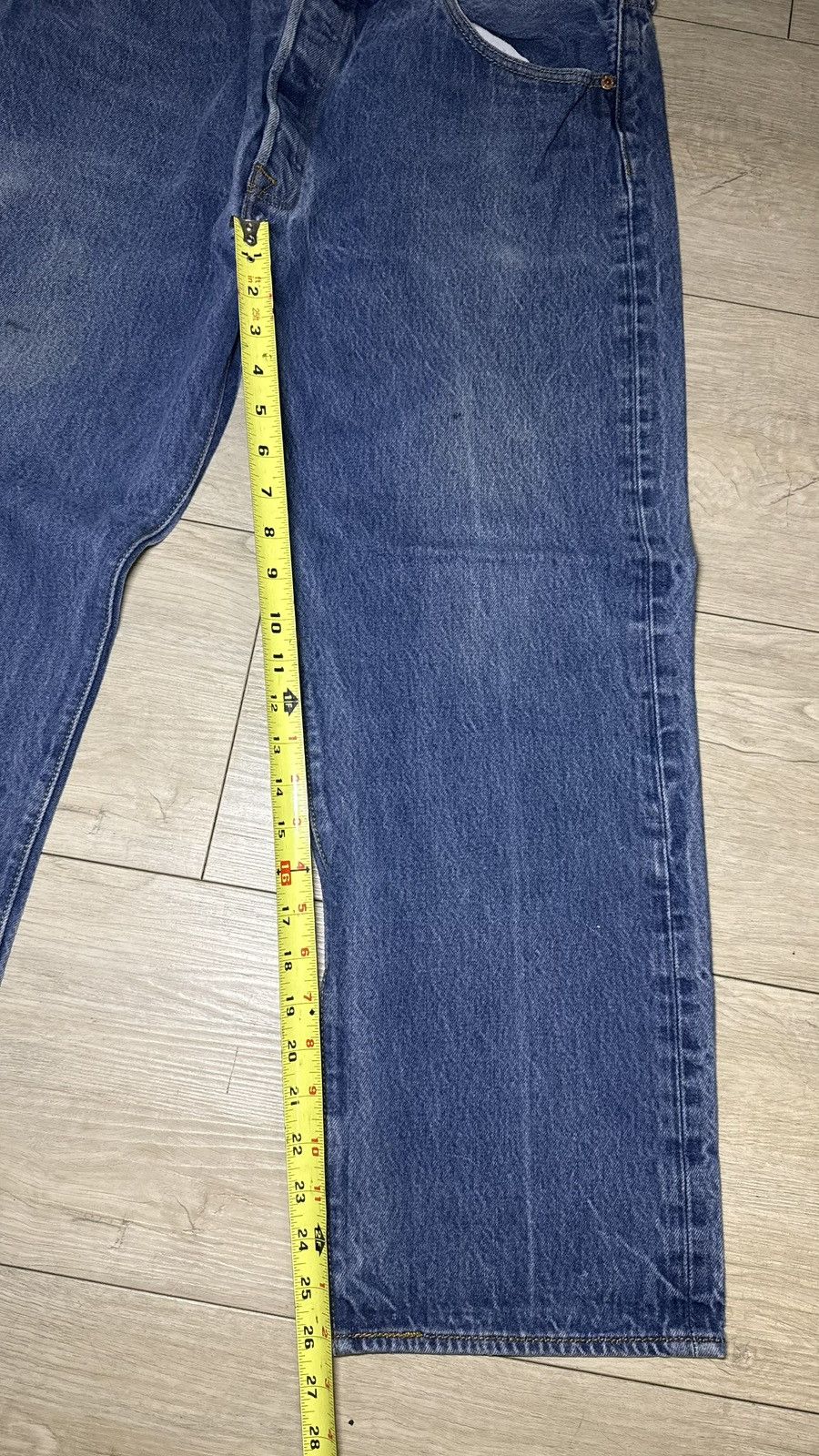 Levi's Vintage 1990s Levi’s 501 XX 40 x 30 Dark Acid Wash Denim Size US 38 / EU 54 - 7 Thumbnail