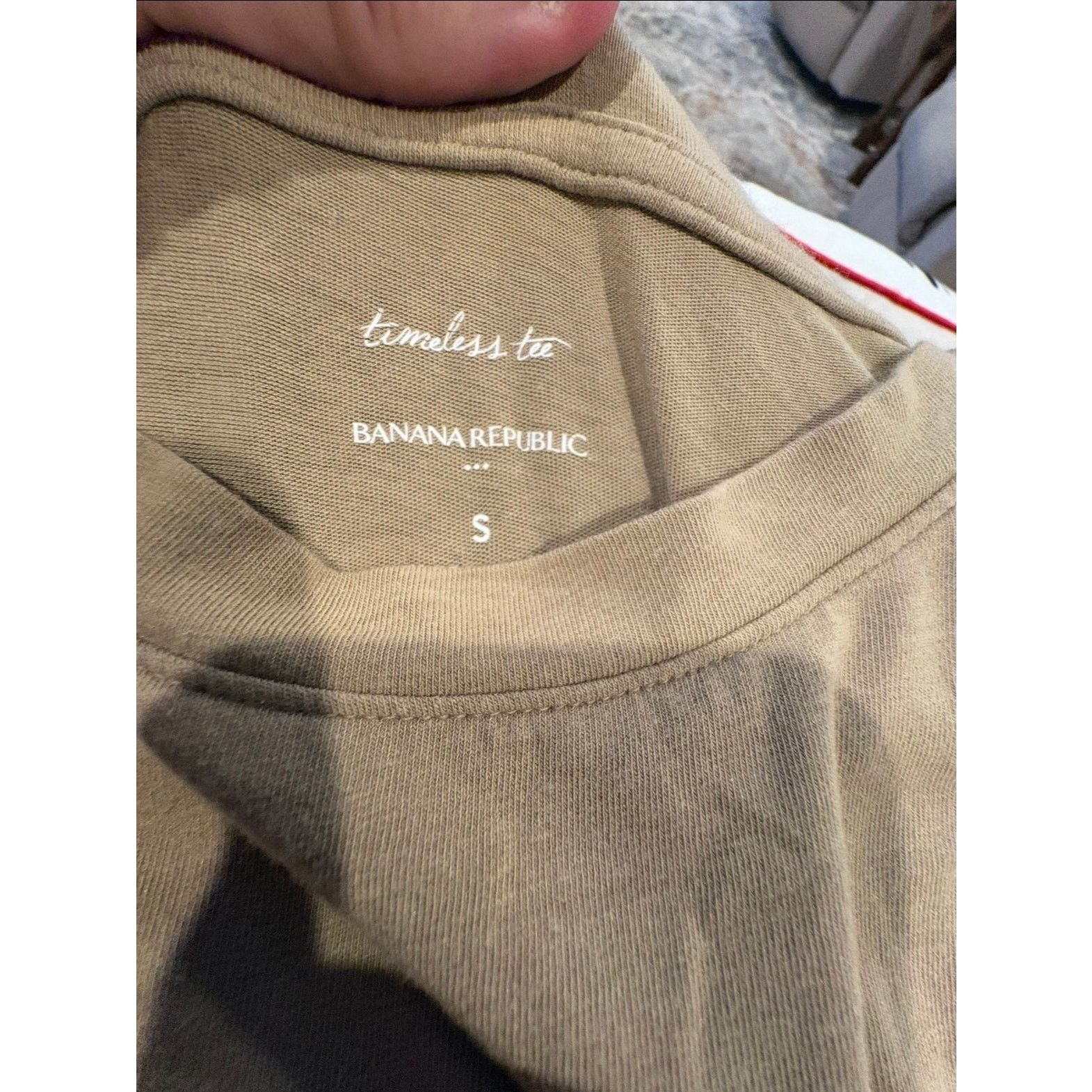 Banana Republic Banana Republic Timeless Tee Women’s Small Tan Short Sleeve Size S / US 4 / IT 40 - 4 Thumbnail