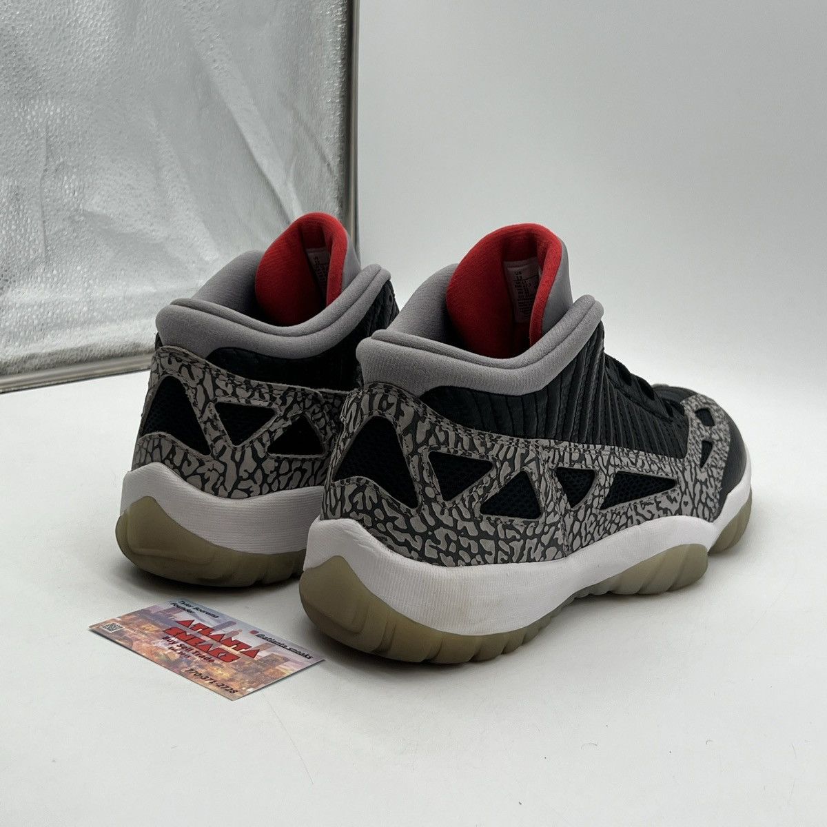 Jordan Brand Air Jordan 11 low black cement Size US 13 / EU 46 - 5 Thumbnail