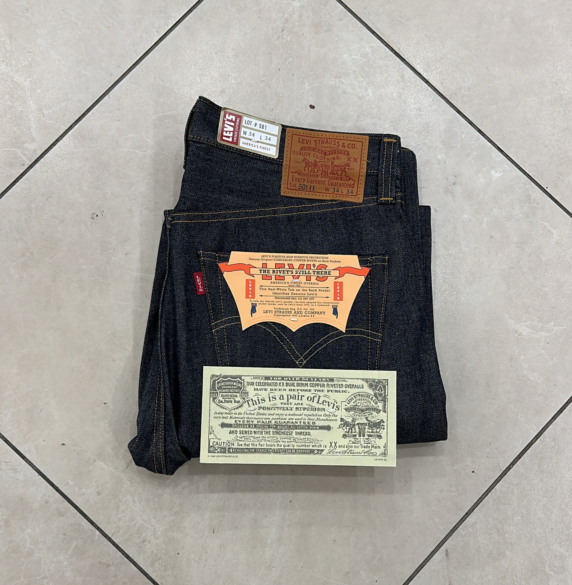 Levi's Vintage Clothing LVC Levi's Vintage Clothing 1947 501XX BigE Selvedge Jeans Size US 34 / EU 50 - 1 Thumbnail