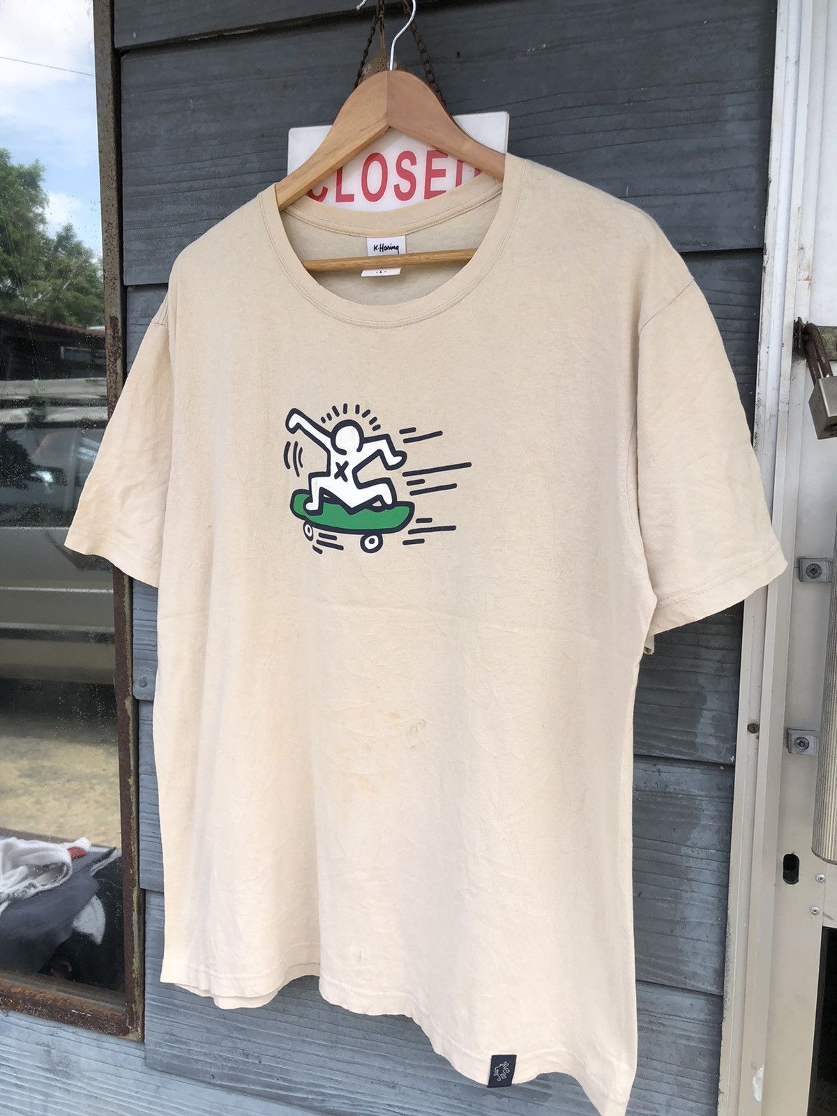 Japanese Brand × Keith Haring × Vintage Vintage Y2K Keith Haring X Uniqlo Skateboarding Backhit Tee Size US L / EU 52-54 / 3 - 5 Thumbnail