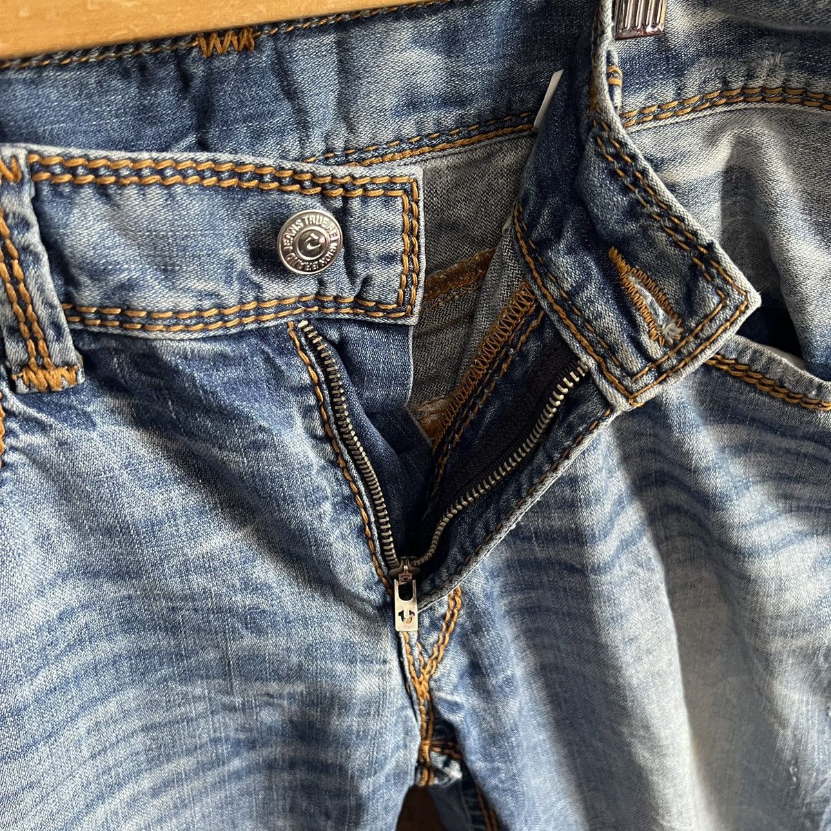 True Religion True Religion Cut-Off Short Denim Jeans Size US 36 / EU 52 - 4 Thumbnail