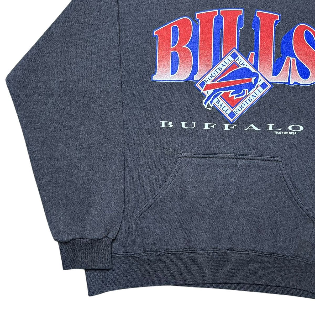 NFL Vintage 90s NFL Buffalo Bills Trench Ultra Spell Out Hoodie Size US L / EU 52-54 / 3 - 17 Thumbnail