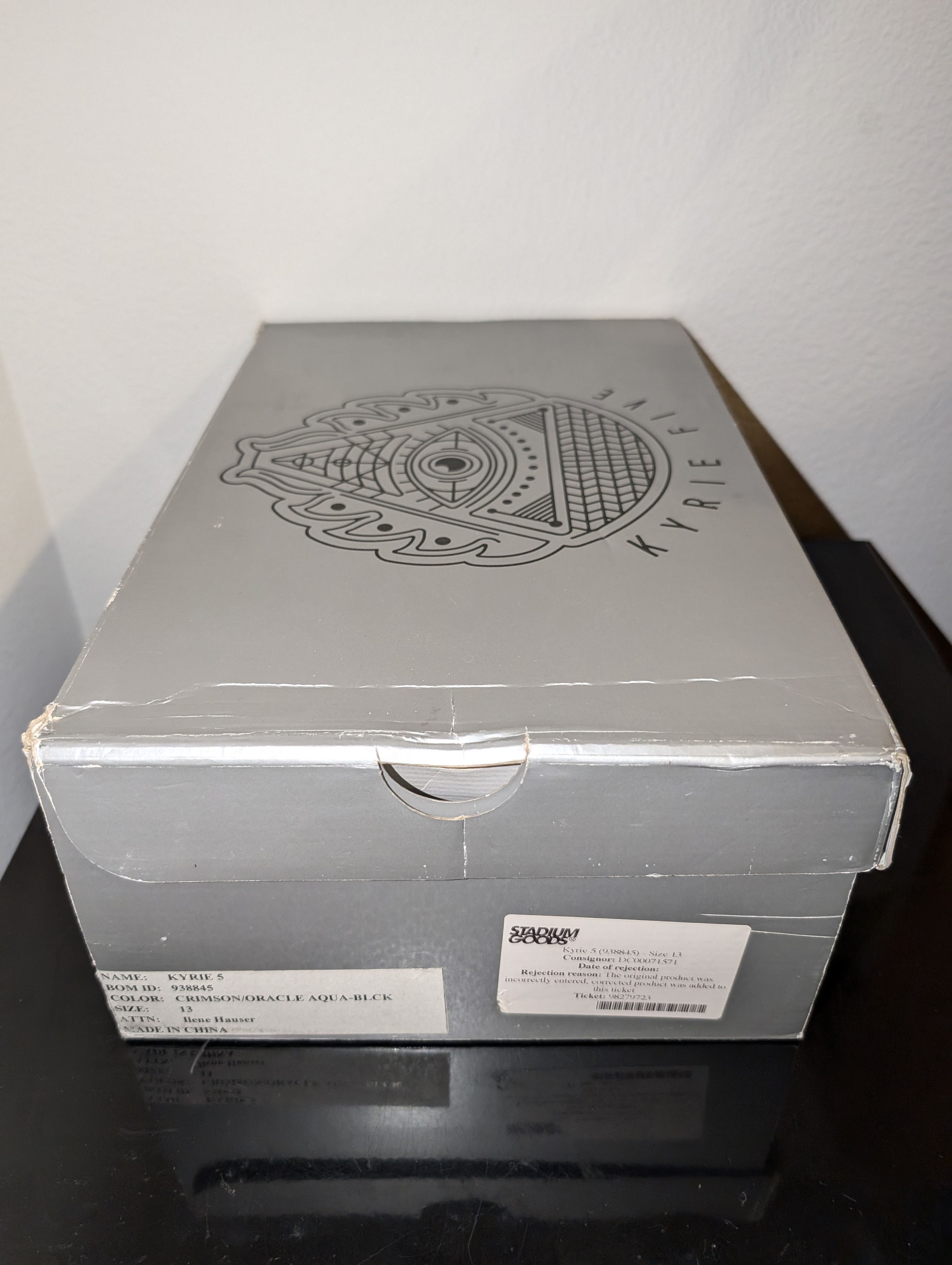Nike Nike Kyrie 5 WNBA 2019 Unreleased Sample Promo PE Size US 13 / EU 46 - 8 Thumbnail