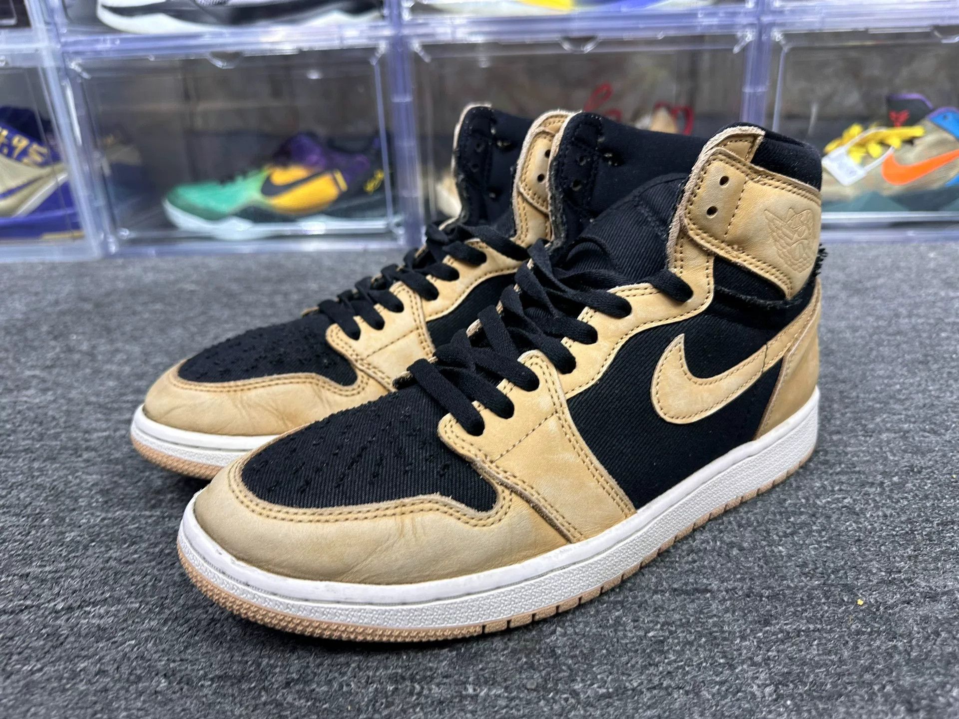 Nike Nike Brown Lowtop Sneakers 10 Men Size US 10 / EU 43 - 1 Thumbnail