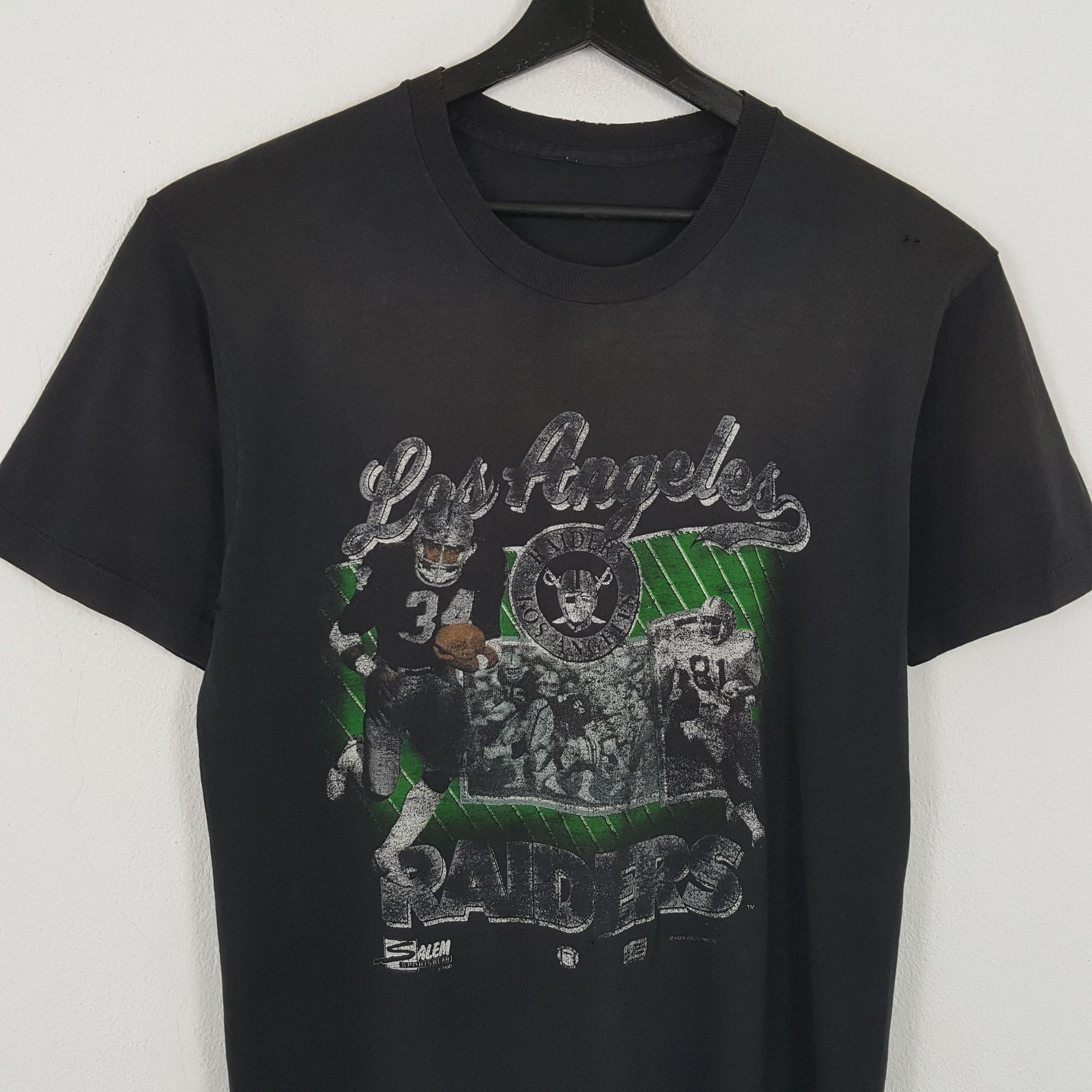 NFL × Vintage RAIDER LOS ANGELES Football Sports Distressed Vintage Tshirt Size US M / EU 48-50 / 2 - 2 Thumbnail