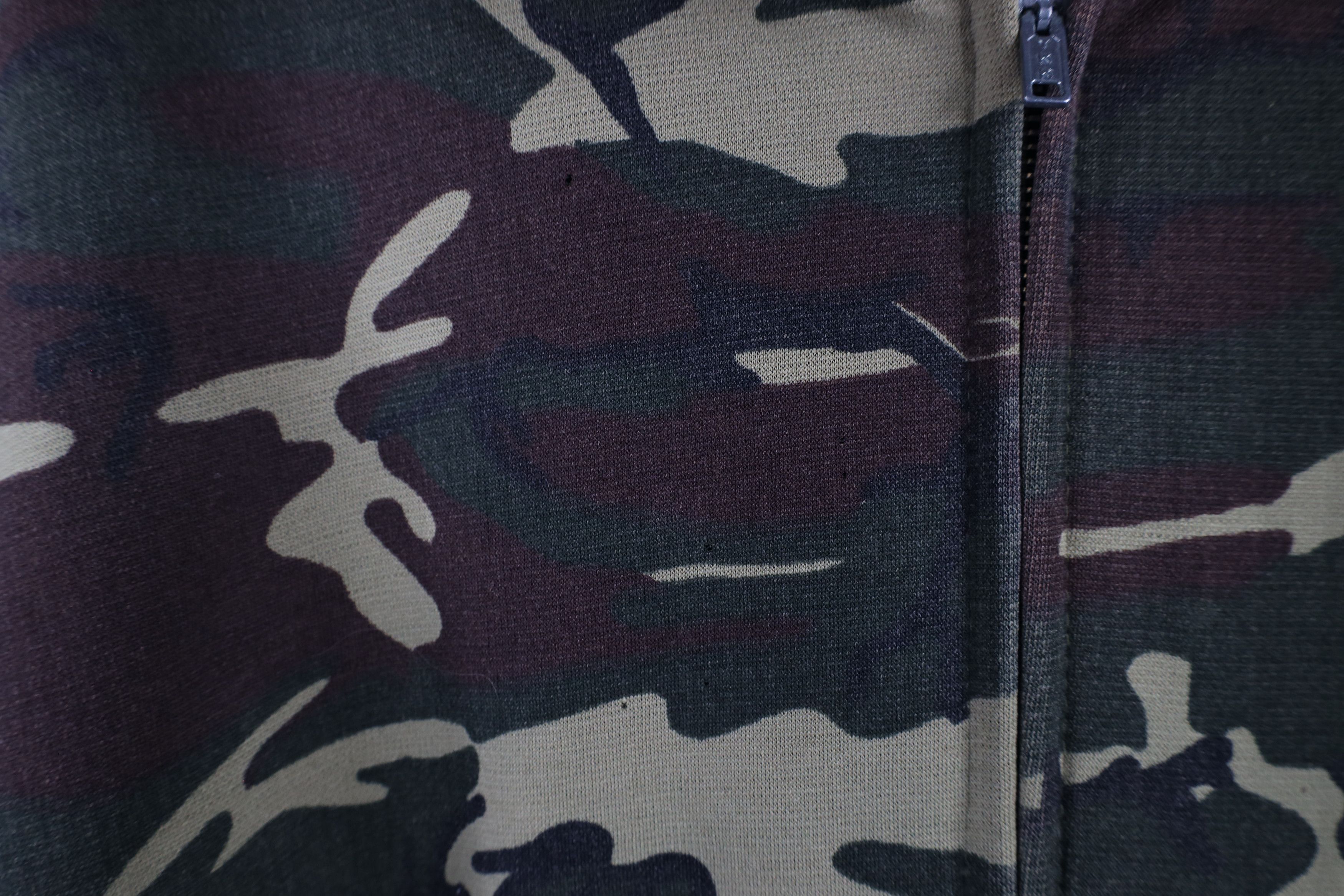 Vintage Vintage 70s Streetwear Camouflage Lined Zip Hoodie USA Size US XL / EU 56 / 4 - 5 Thumbnail