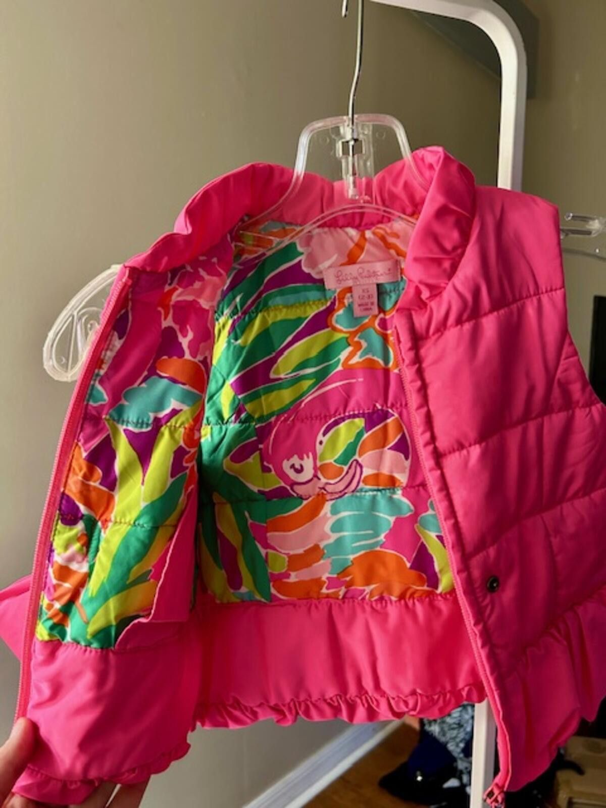 Other Lilly Pulitzer Pink Puffer Vest Bow Detail Girls XS (2/3) Size XS / US 0-2 / IT 36-38 - 3 Thumbnail