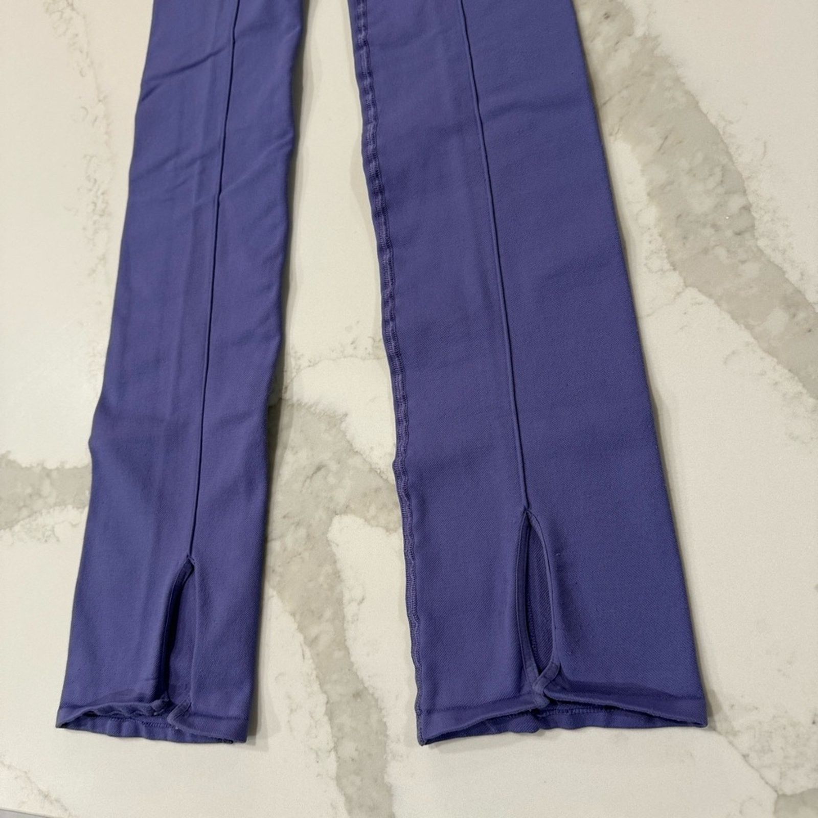 Free People Free People Movement Split Front Flare Leggings Women’s XXS Size 24" / US 00 / IT 34 - 2 Thumbnail