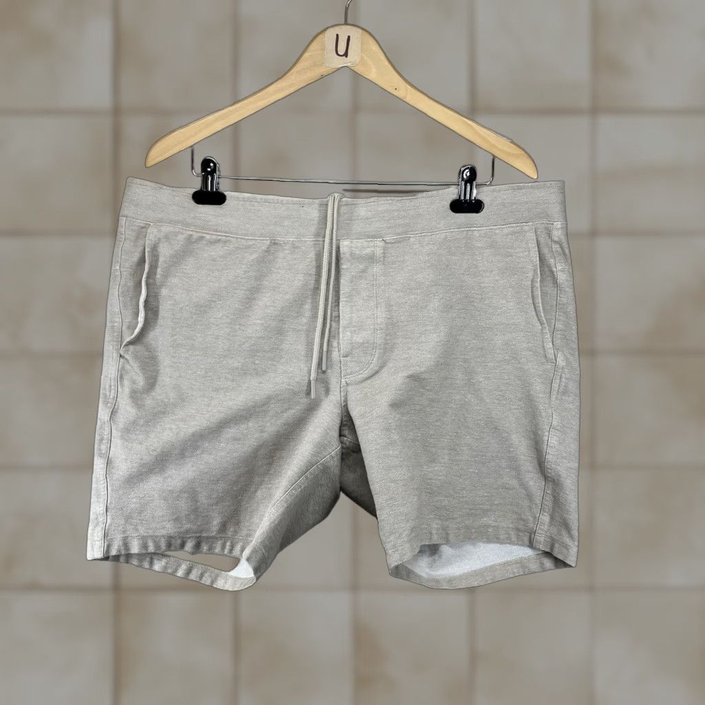 Vintage Crosby & Howard Men's Large Beige Chino Shorts Soft Stretch Drawstring 40x7 Casual Travel Summer Size US 33 - 1 Thumbnail