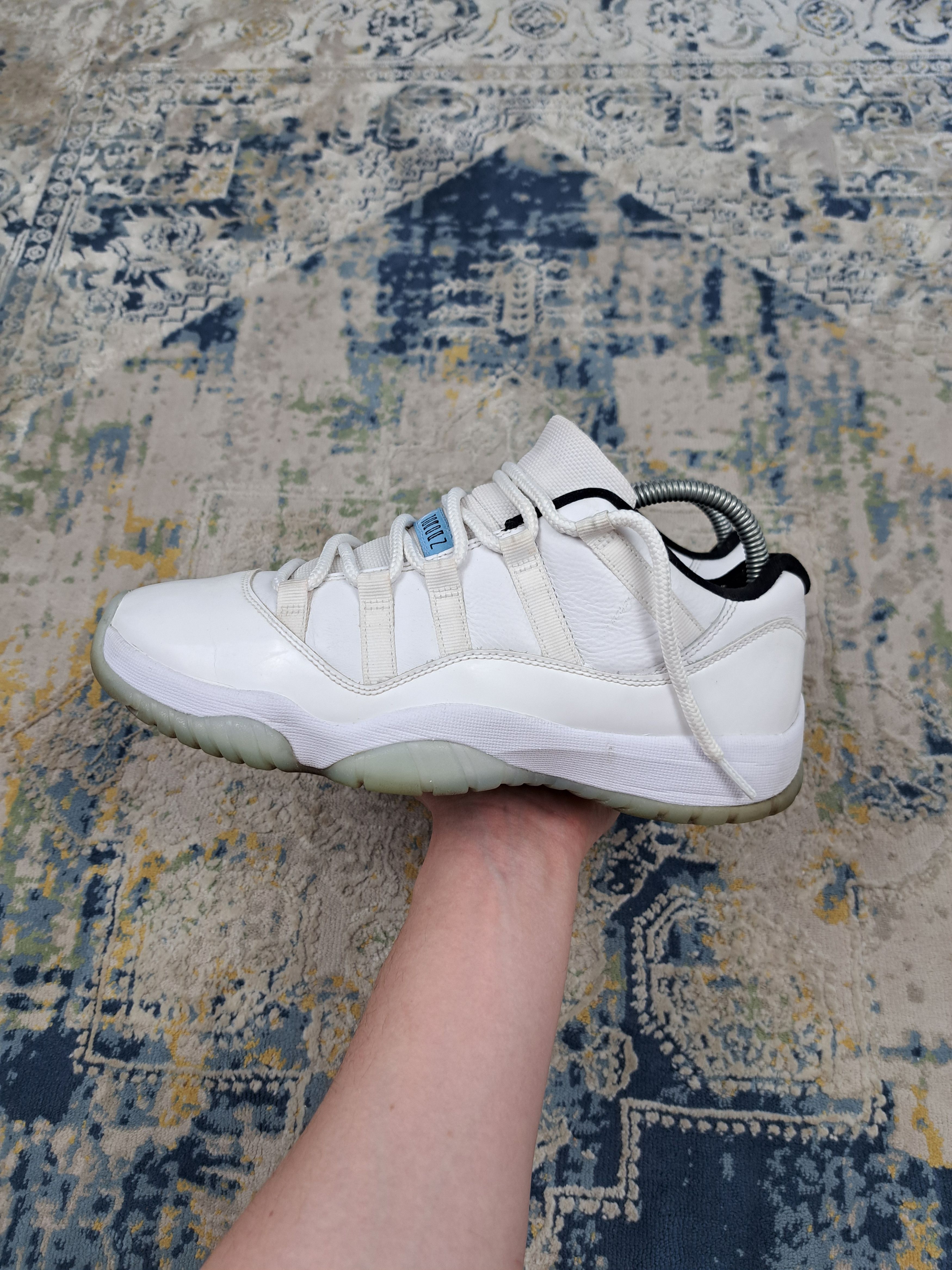 Jordan Brand Nike Air Jordan 11 Retro Low Legend Blue Size US 8.5 / EU 41-42 - 4 Thumbnail