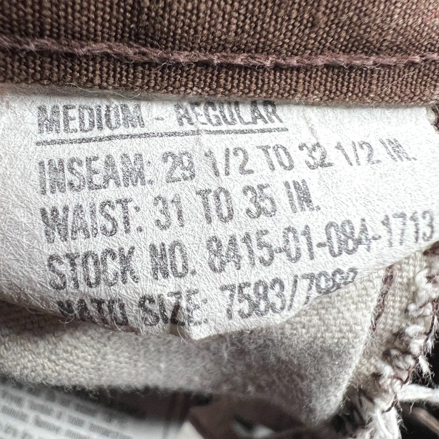 Vintage VINTAGE U.S. Military Cargo Trousers Pants Brown 100% Cotton NSN 8415-01-084-1713 Medium Regular Men cargo pockets Drawstring cuffs USA Size US 31 - 6 Thumbnail