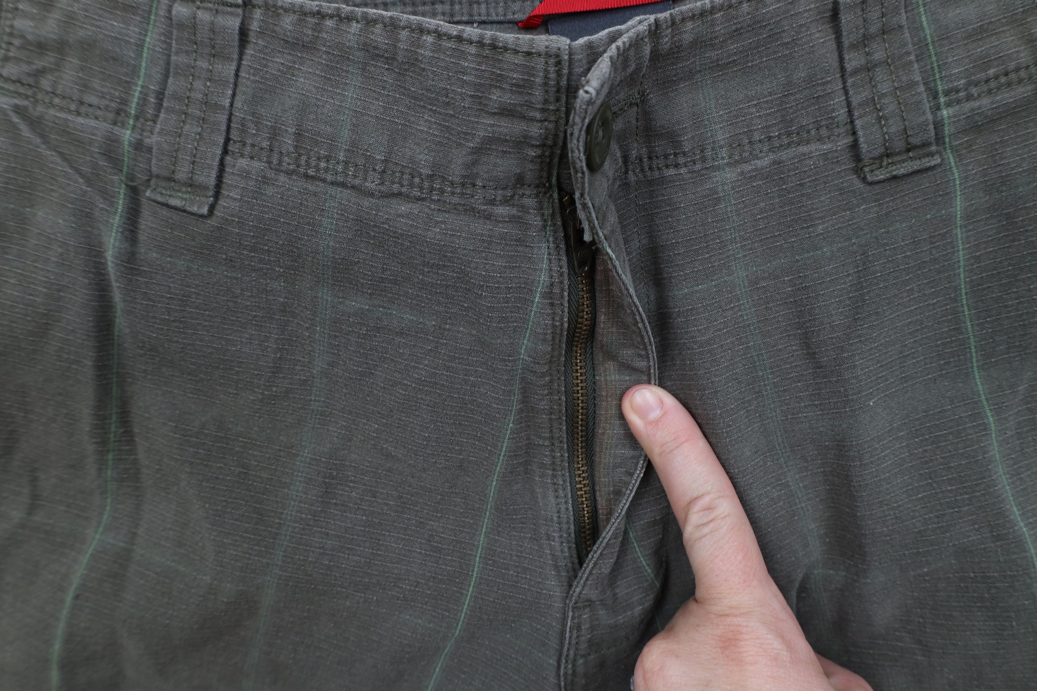 The North Face Vintage The North Face Rainier Surplus Trekking Cargo Shorts Size 36" / US 14 / IT 50 - 6 Thumbnail