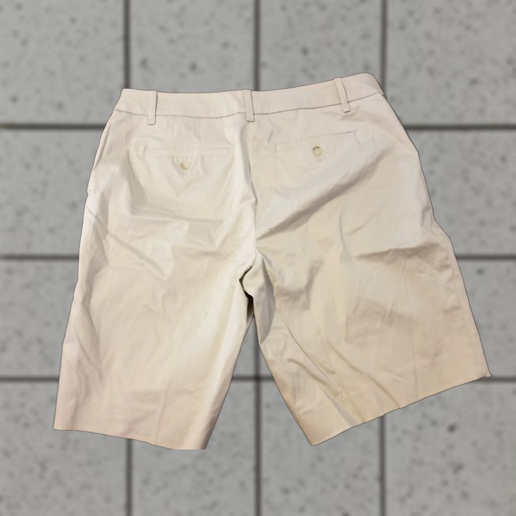 Ann Taylor Womens Ann Taylor Shorts Chino 12 Beige Cotton Flat Front Mid Rise Pockets Casual Shirt? Size 34" / US 12 / IT 48 - 1 Thumbnail