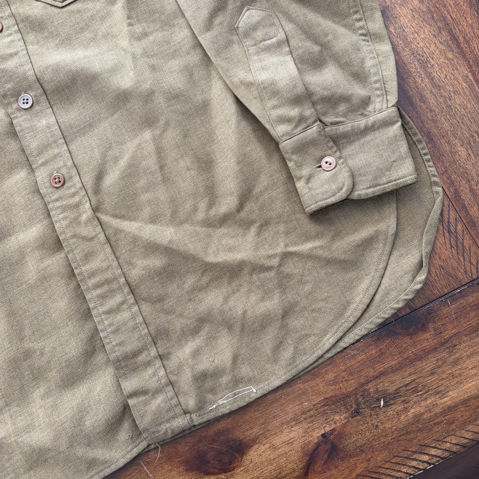 Vintage Vintage La Playa Marlboro Shirt Mens L Wool Blend 1940s Size US L / EU 52-54 / 3 - 4 Thumbnail