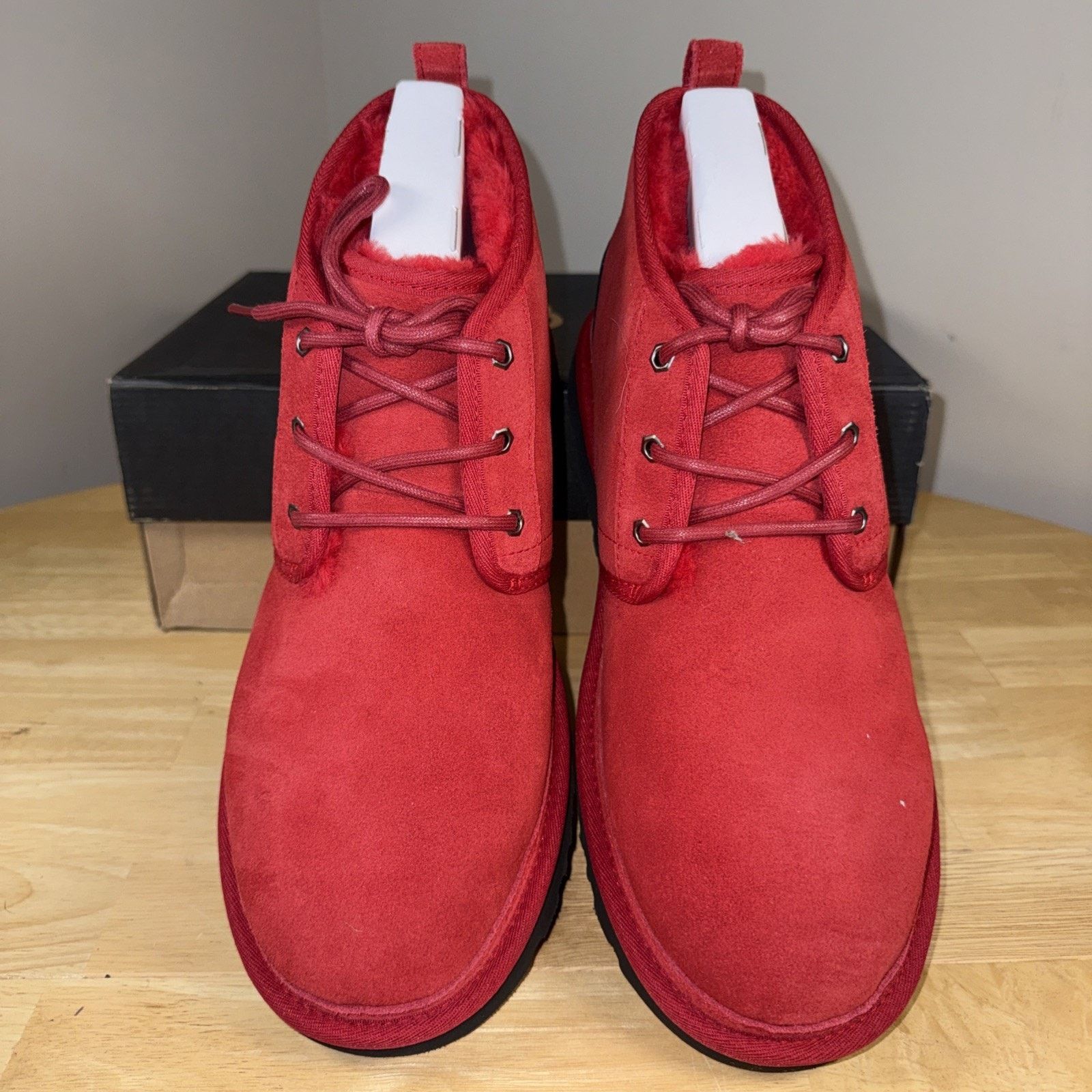 Ugg UGG MENS NEUMEL GRAPHIC OUTLINE BOOT "SAMBA RED BLACK" US 13 Size US 13 / EU 46 - 4 Thumbnail