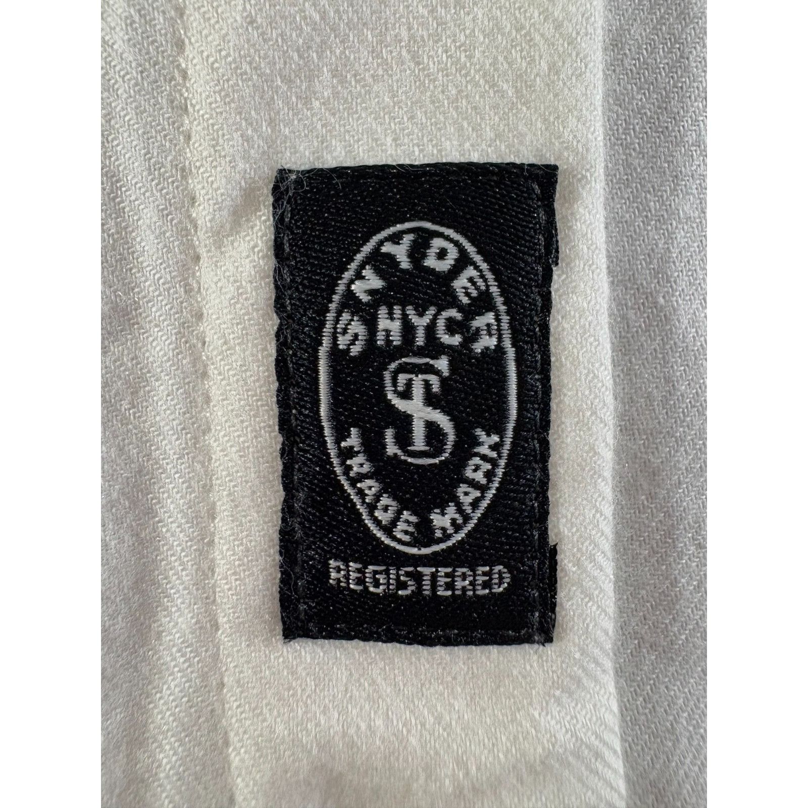 Todd Snyder Todd Snyder Band Collar Shirt size L color white NWT made P Size US L / EU 52-54 / 3 - 5 Thumbnail