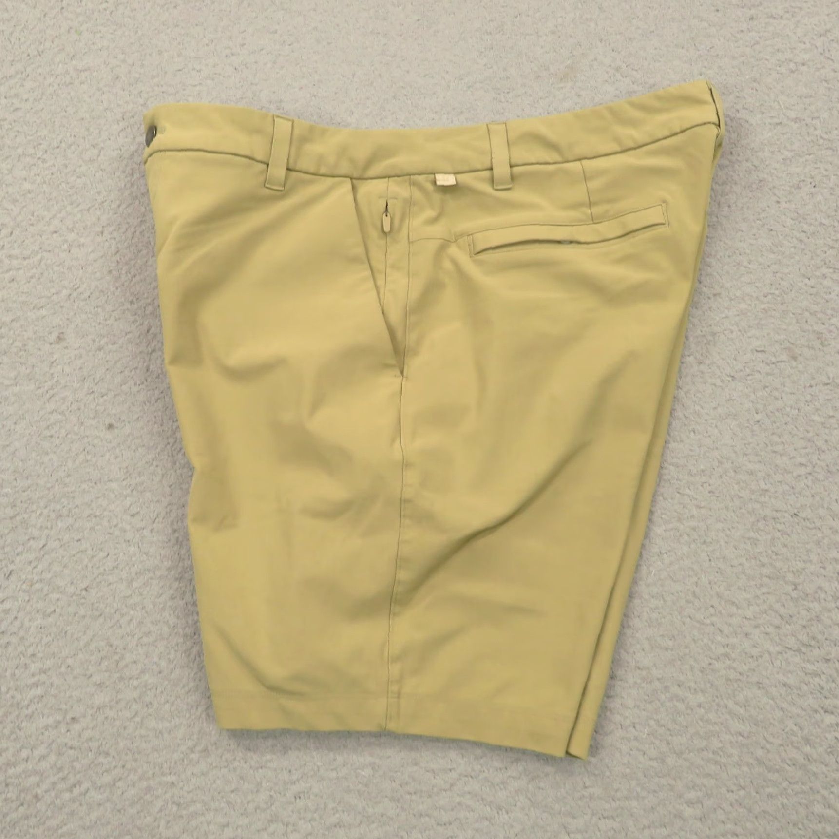 Lululemon Lululemon Shorts Men 34 Commission Slim 8" Warpstreme Tofino Sand Chino Preppy Size US 34 / EU 50 - 7 Thumbnail