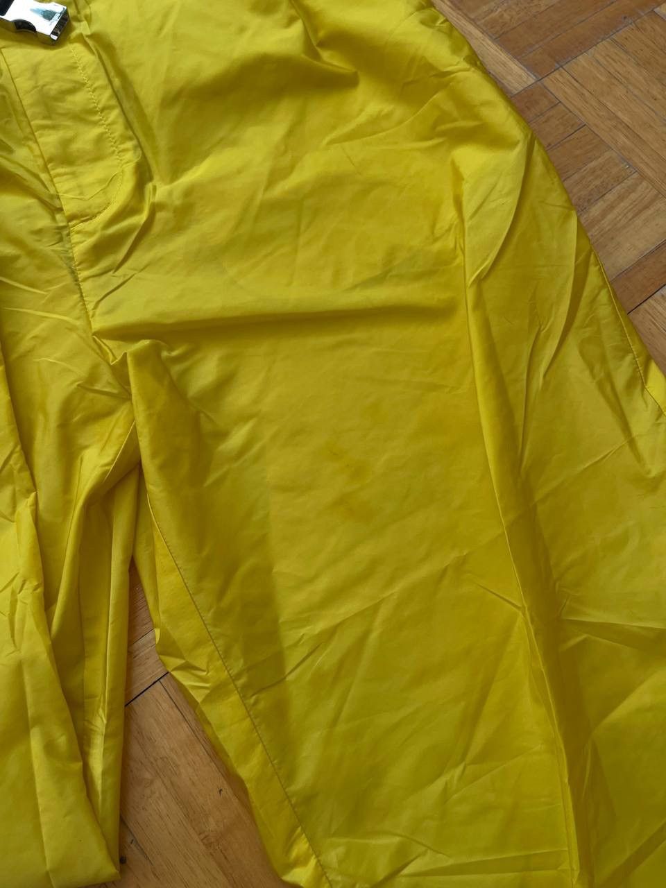 Prada Prada Re-Nylon Piuma Trousers Yellow Track Pants Triangle Size US 36 / EU 52 - 11 Thumbnail