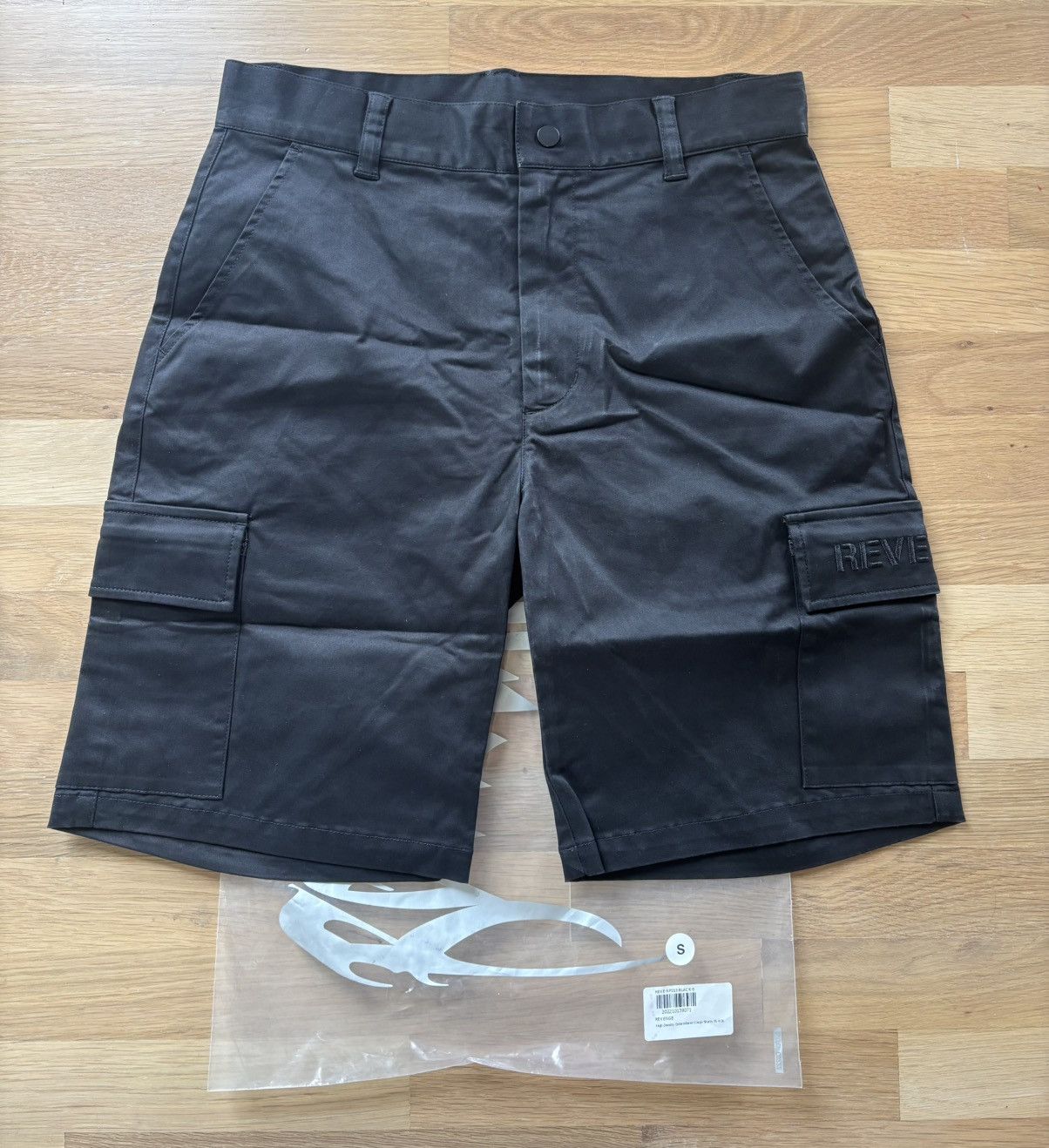 Revenge Revenge High Density Embroidered Cargo Shorts Size Small Size US 30 / EU 46 - 1 Thumbnail