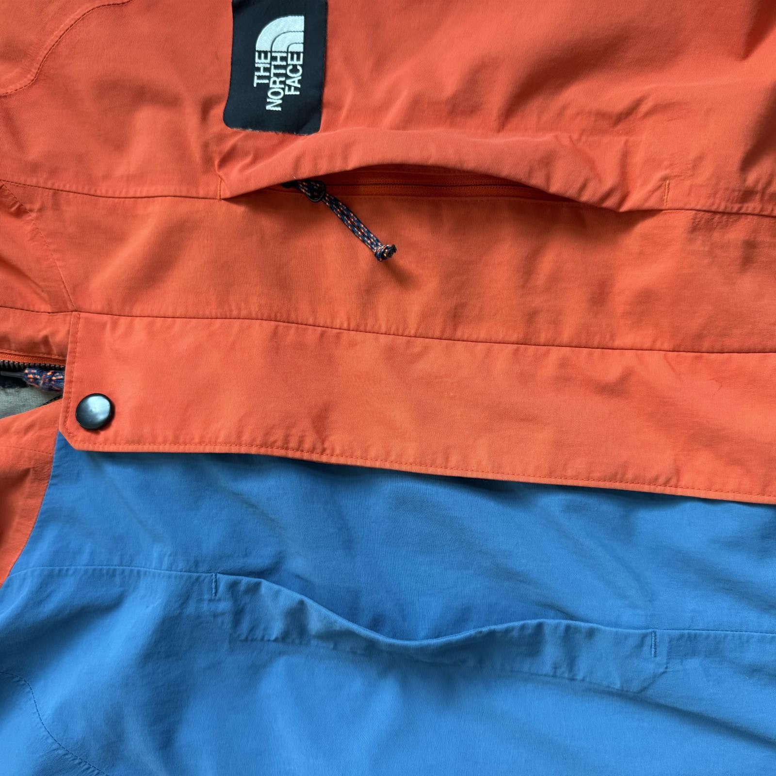 The North Face The North Face Men's Colorblock Windbreaker Jacket Size L Size US L / EU 52-54 / 3 - 8 Thumbnail