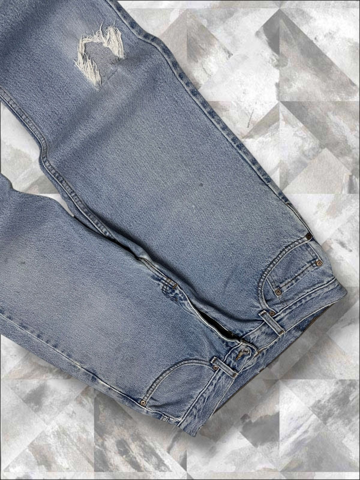 Levi's Vintage Clothing Vintage Designer Levis 505 Distressed Cloud Blue Denim Size US 30 / EU 46 - 7 Thumbnail