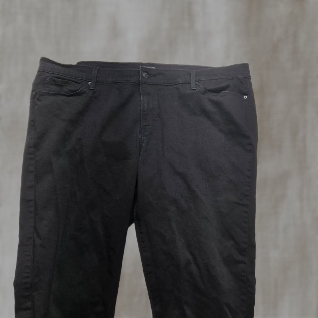 Levi's Levi's Signature Black High-Rise Curvy Straight Denim Jeans Adult Women's 24L Size 42" / US 20 - 1 Thumbnail