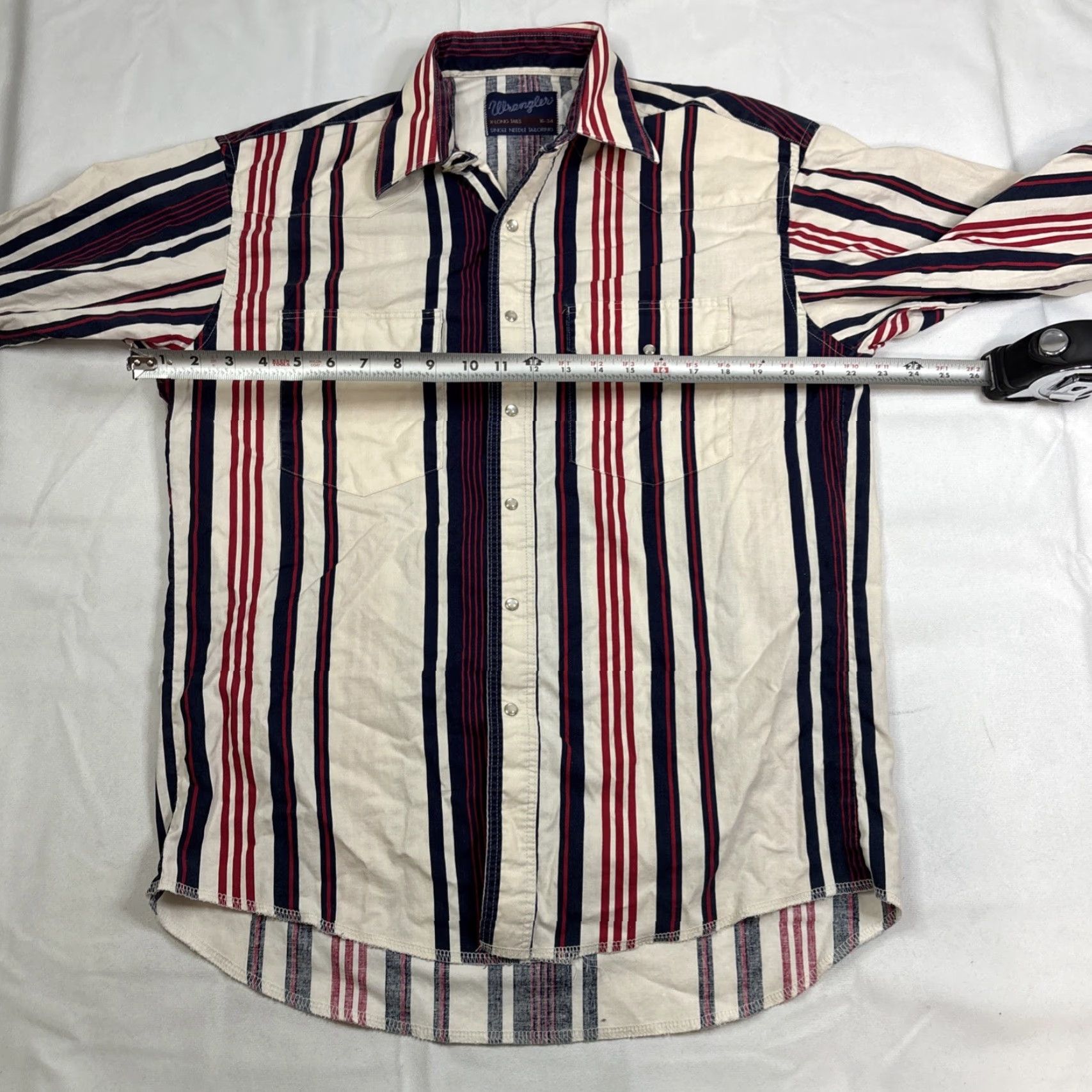 Wrangler VINTAGE Wrangler Pearl Snap Men’s 16-34 Red White Blue Patriotic Western XL Blue Long Sleeve Button-Up Snap Shirts Mens Size US XL / EU 56 / 4 - 4 Thumbnail