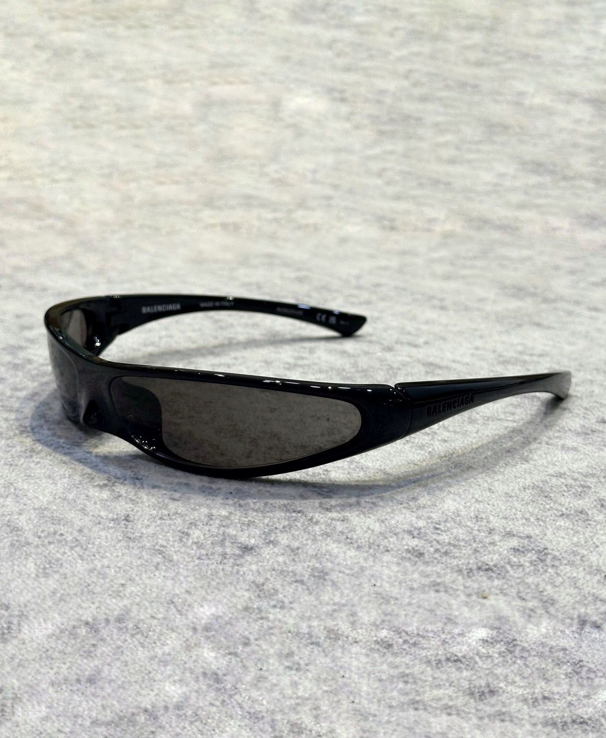 BALENCIAGA BB0383S 001