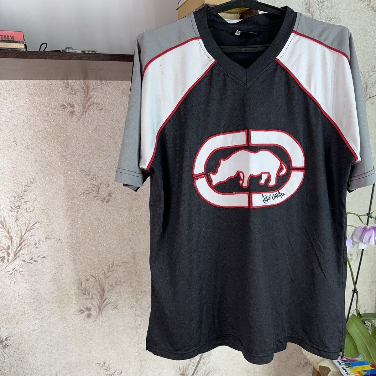 Ecko Unltd. × Vintage Vintage Ecko Unltd Centre Logo Skate Rap Streetwear XL Black Size US XL / EU 56 / 4 - 5 Thumbnail