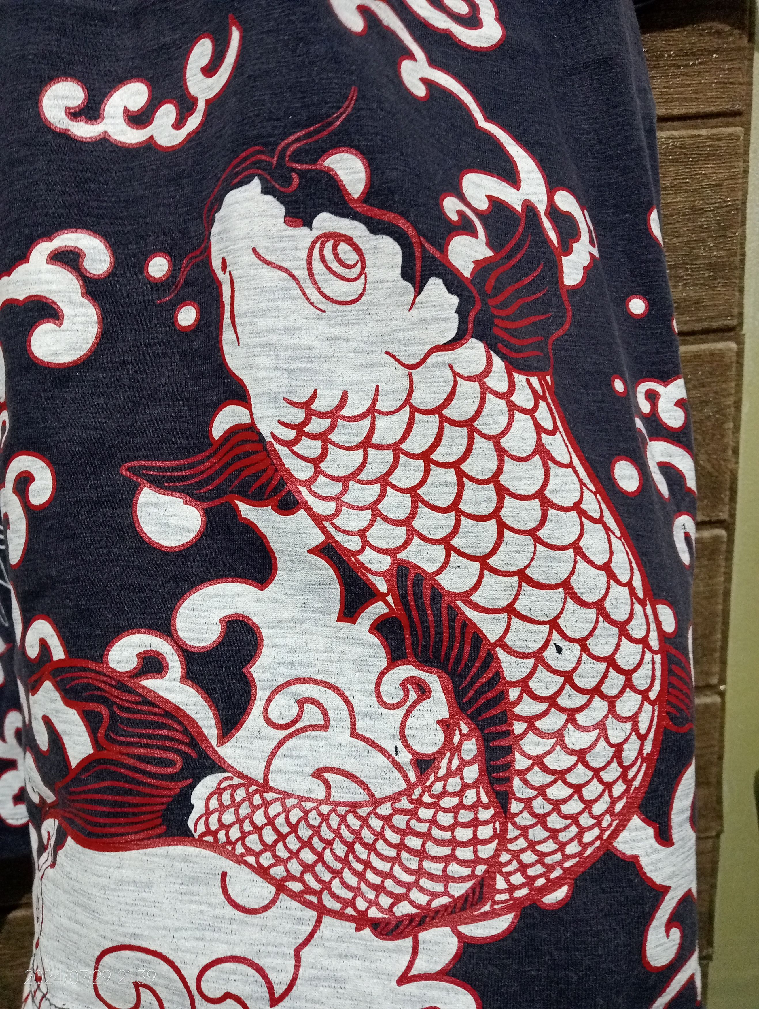 Japanese Brand Vintage Carp Sukajan Tee Designed by Studio Hiro Size US XXL / EU 58 / 5 - 9 Thumbnail