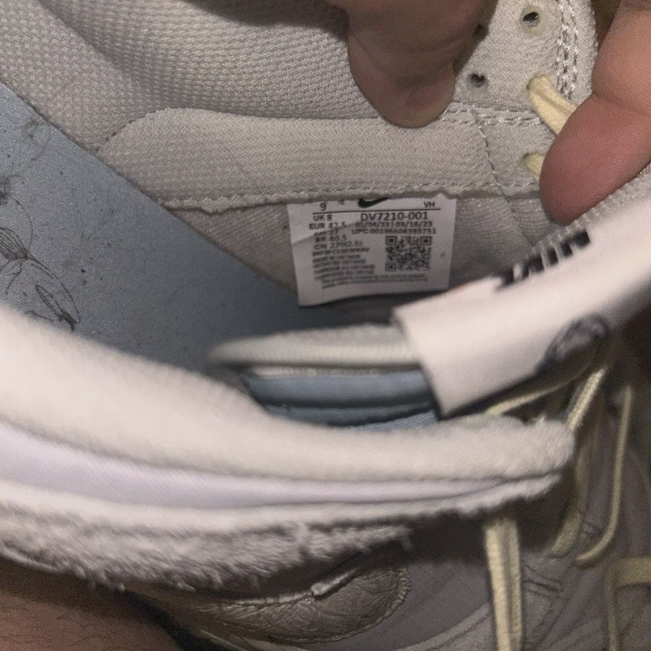 Nike Nike dunks gone fishing Size US 9 / EU 42 - 8 Thumbnail