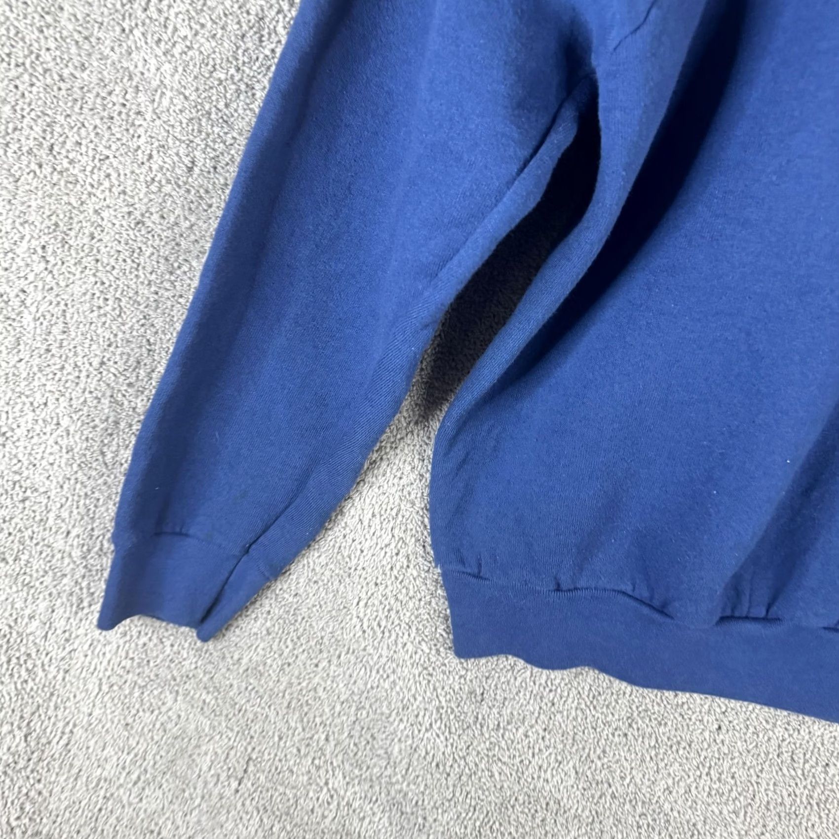 Fruit Of The Loom VINTAGE Fruit of the Loom Sweatshirt Mens M Blue Crewneck Fleece USA Size US M / EU 48-50 / 2 - 2 Thumbnail