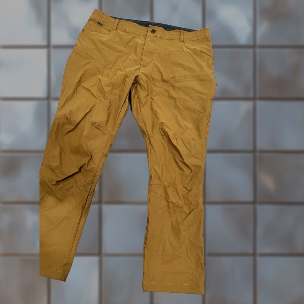 Vintage Kuhl Pants Men Chino Casual Travel Workwear 40x28 Tobacco Brown Nylon Spandex Breathing Pockets Cargo Pocket Slim Tapered Renegade Size US 40 / EU 56 - 1 Thumbnail