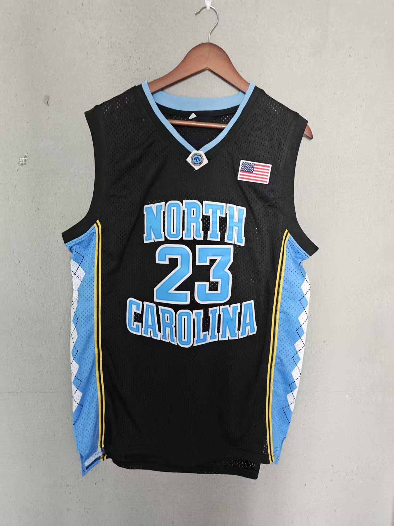 NCAA North Carolina 23 Michael Jordan Jersey Small Size US S / EU 44-46 / 1 - 2 Thumbnail