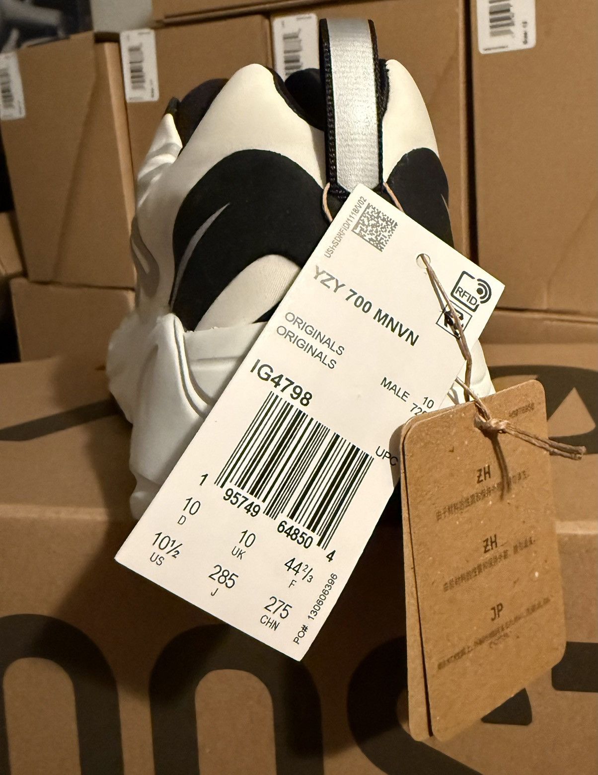 Yeezy adidas Yeezy 700 MNVN Laceless ‘Analog’ size10.5 DS w OG All Size US 10.5 / EU 43-44 - 14 Thumbnail