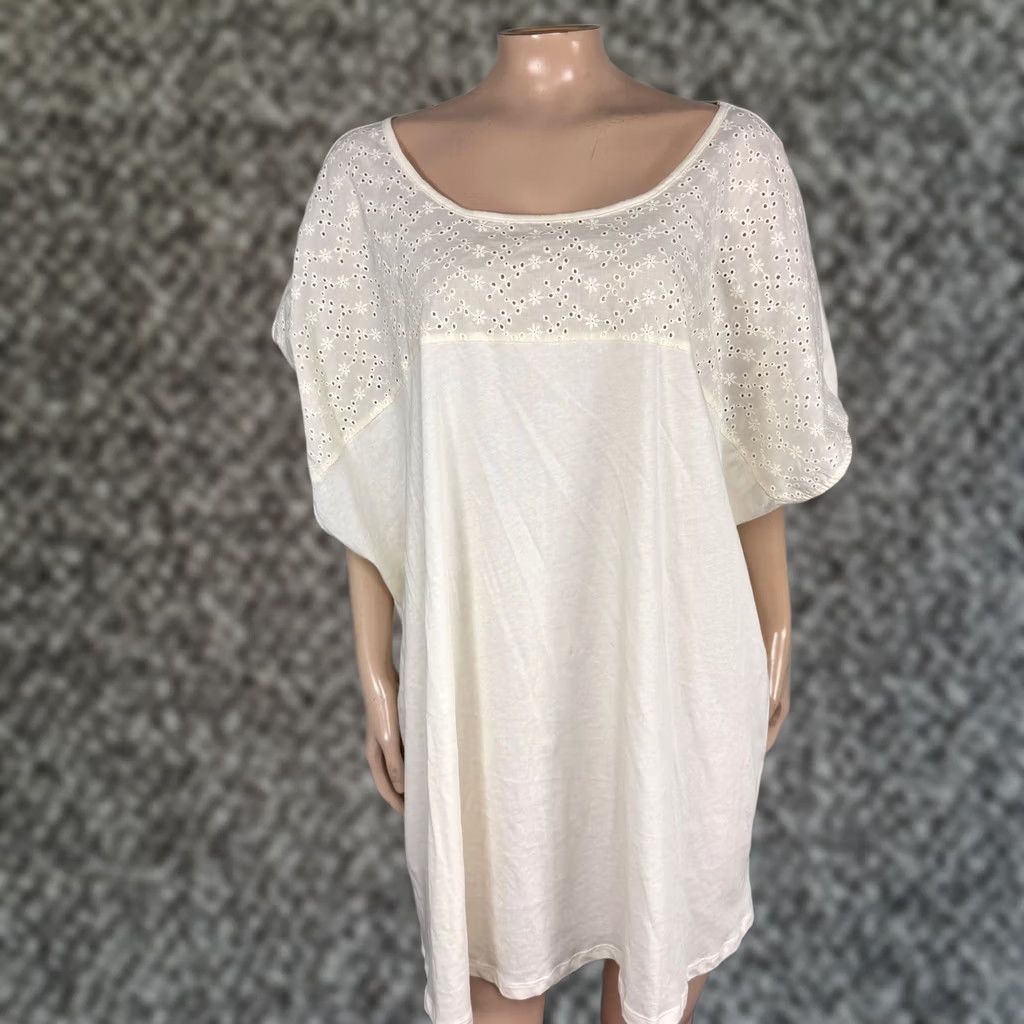 Torrid Torrid Women's Shirt Top 4X Eyelet Scoop neck Casual Cotton Boho Relaxed S3 Cream Solid Knit Basic Short Sleeve Pullover Machine Washable Vintage No Size XXL / US 16-18 / IT 52-54 - 1 Thumbnail