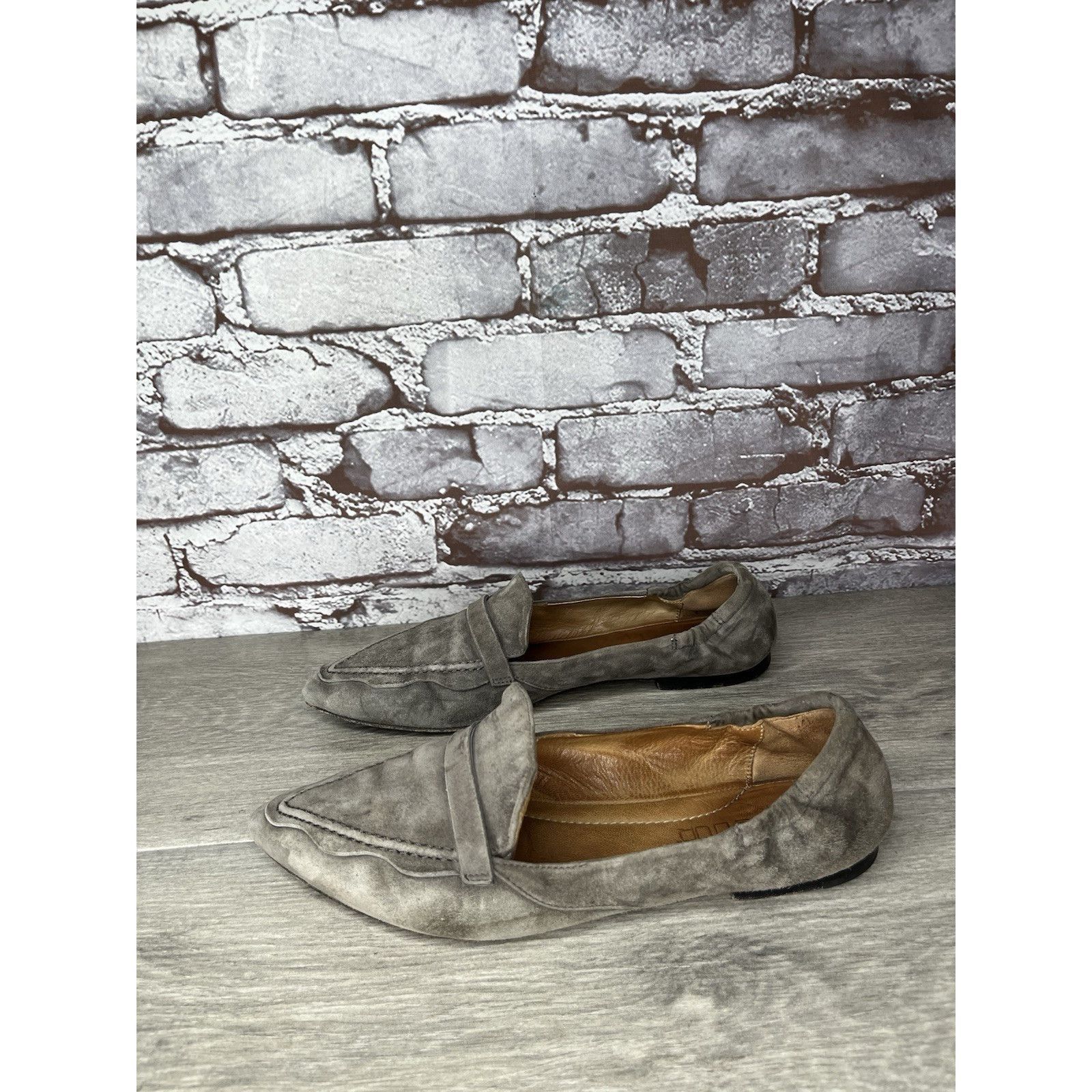 gomme Pomme D’or Gray Suede Leather Pointed Toe Ballet Flats Women Size US 7.5 / IT 37.5 - 10 Thumbnail