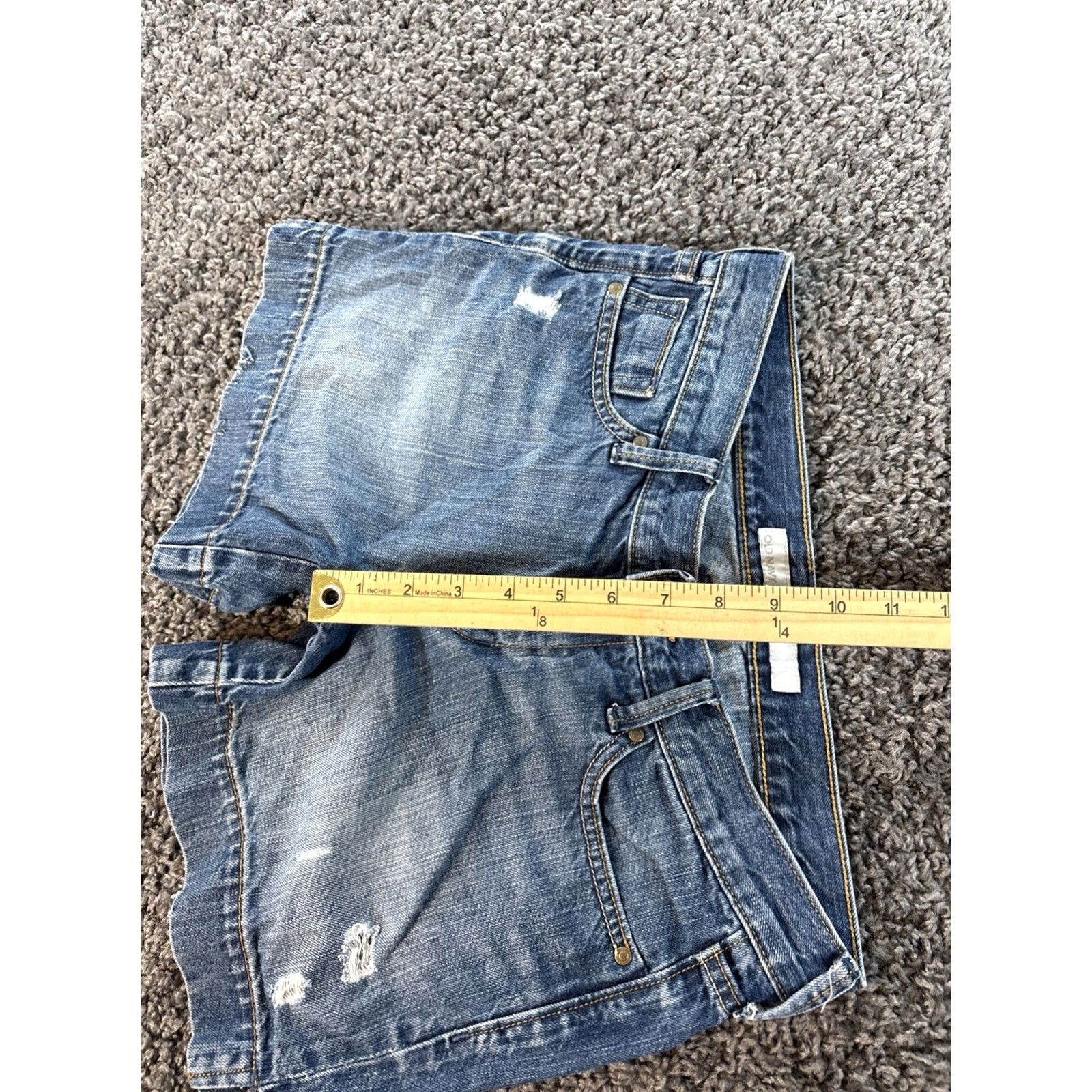 Old Navy VINTAGE Old Navy Shorts Womens 28 Denim Mini Pocket Low Rise 3 in Distressed Y2K 90s Festival Beach Casual Size 28" / US 6 / IT 42 - 4 Thumbnail