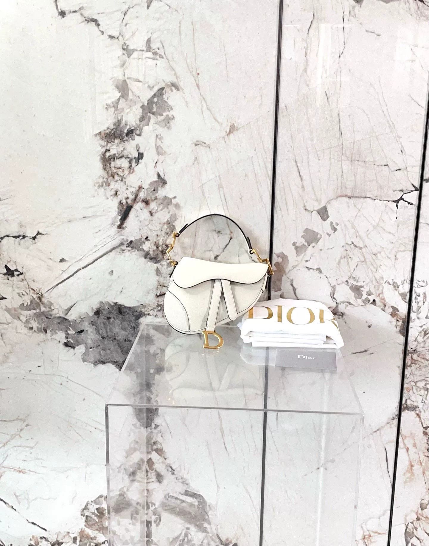 Dior Pre-loved Bag Very good condition Size ONE SIZE - 1 Thumbnail