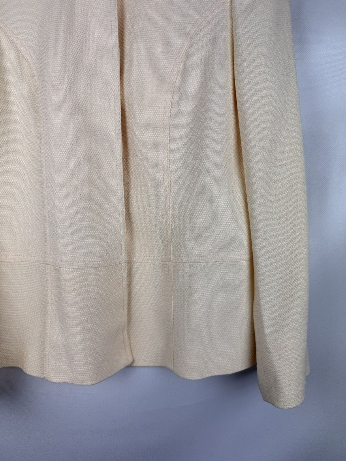 Versace Jeans Couture Versace Jeans Couture Vintage Ladies Viscose Blazer Jacket Size XS / US 0-2 / IT 36-38 - 4 Thumbnail