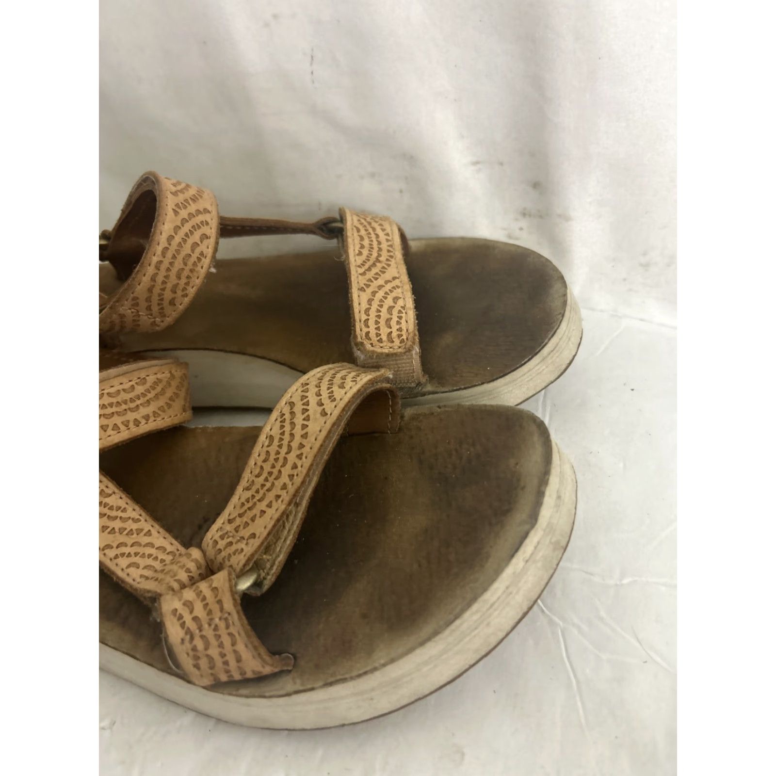 Teva VINTAGE Teva Midform Universal Sandal Women Brown Leather 8 US 37 EU Strappy Adjustable Hook & Loop Size US 4 / IT 34 - 2 Thumbnail