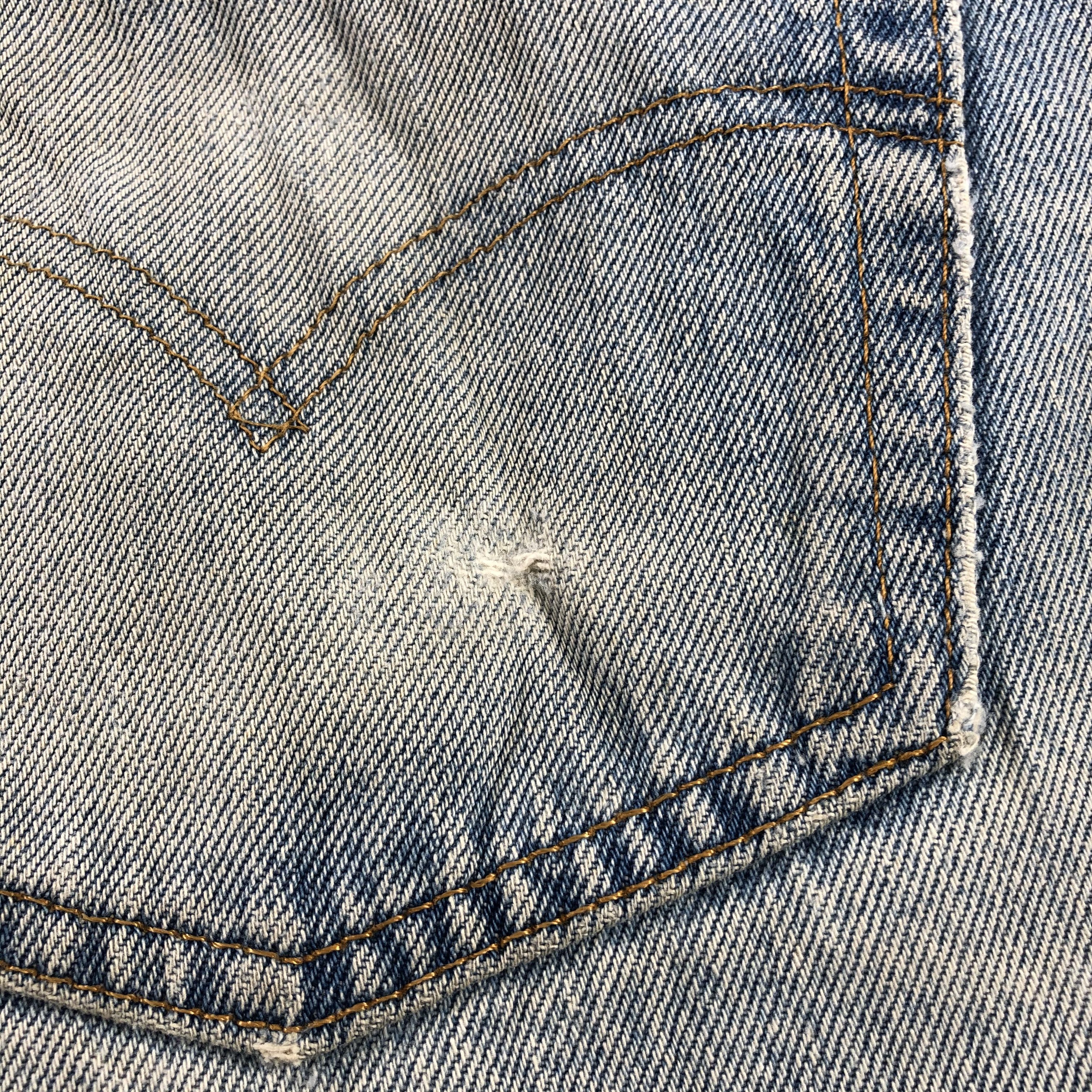 Levi's Vintage 90s Levi's 501 Jeans Distressed Denim KJ889 Size US 36 / EU 52 - 10 Thumbnail