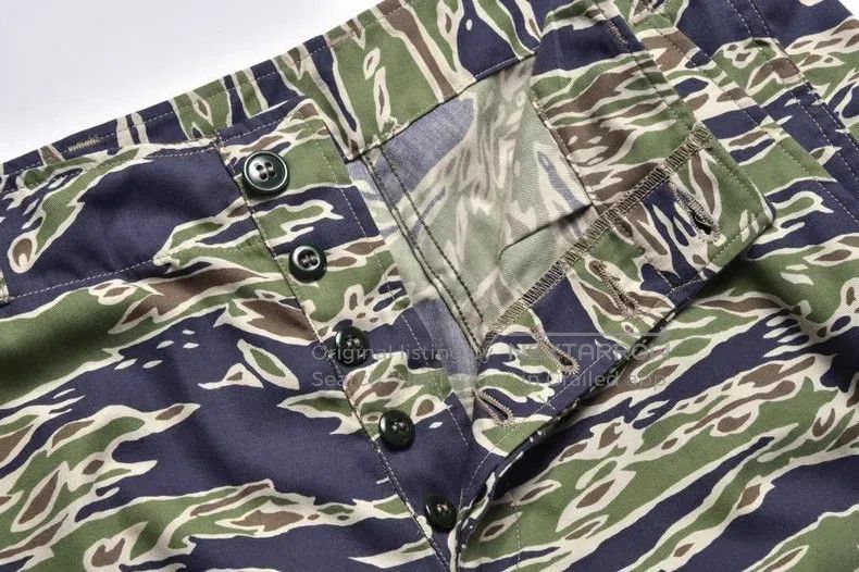 The Real McCoy's The Real McCoys Tiger print camouflage cargo pants Size US 32 / EU 48 - 3 Thumbnail