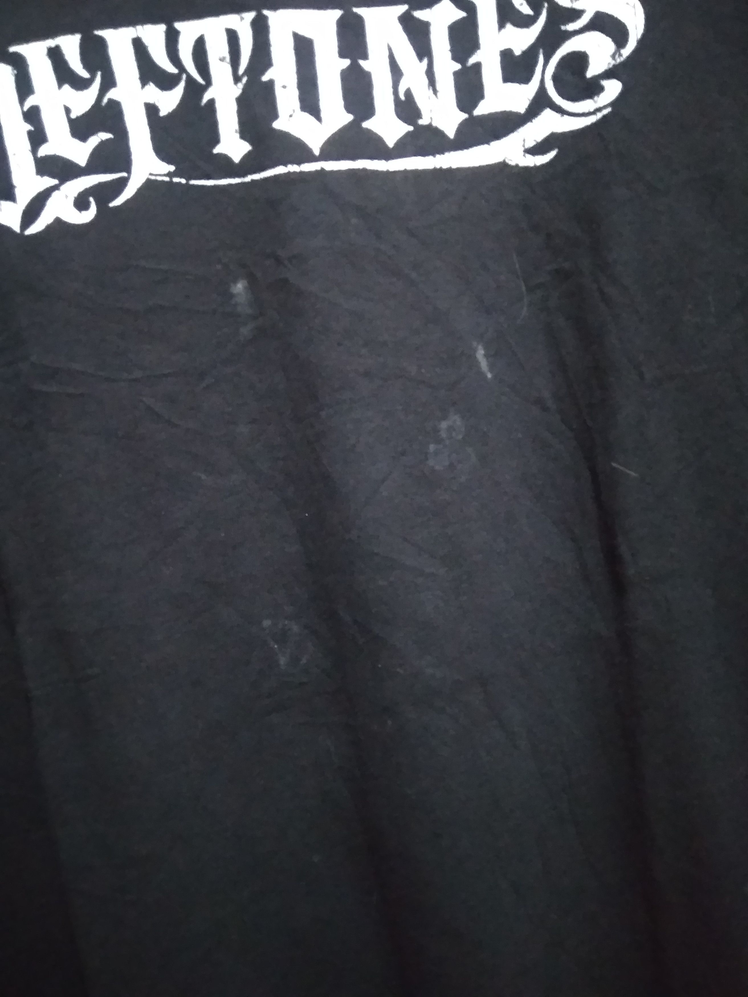 Band Tees Rare Vintage 90s Deftones tribal font spell out logo Size US L / EU 52-54 / 3 - 5 Thumbnail