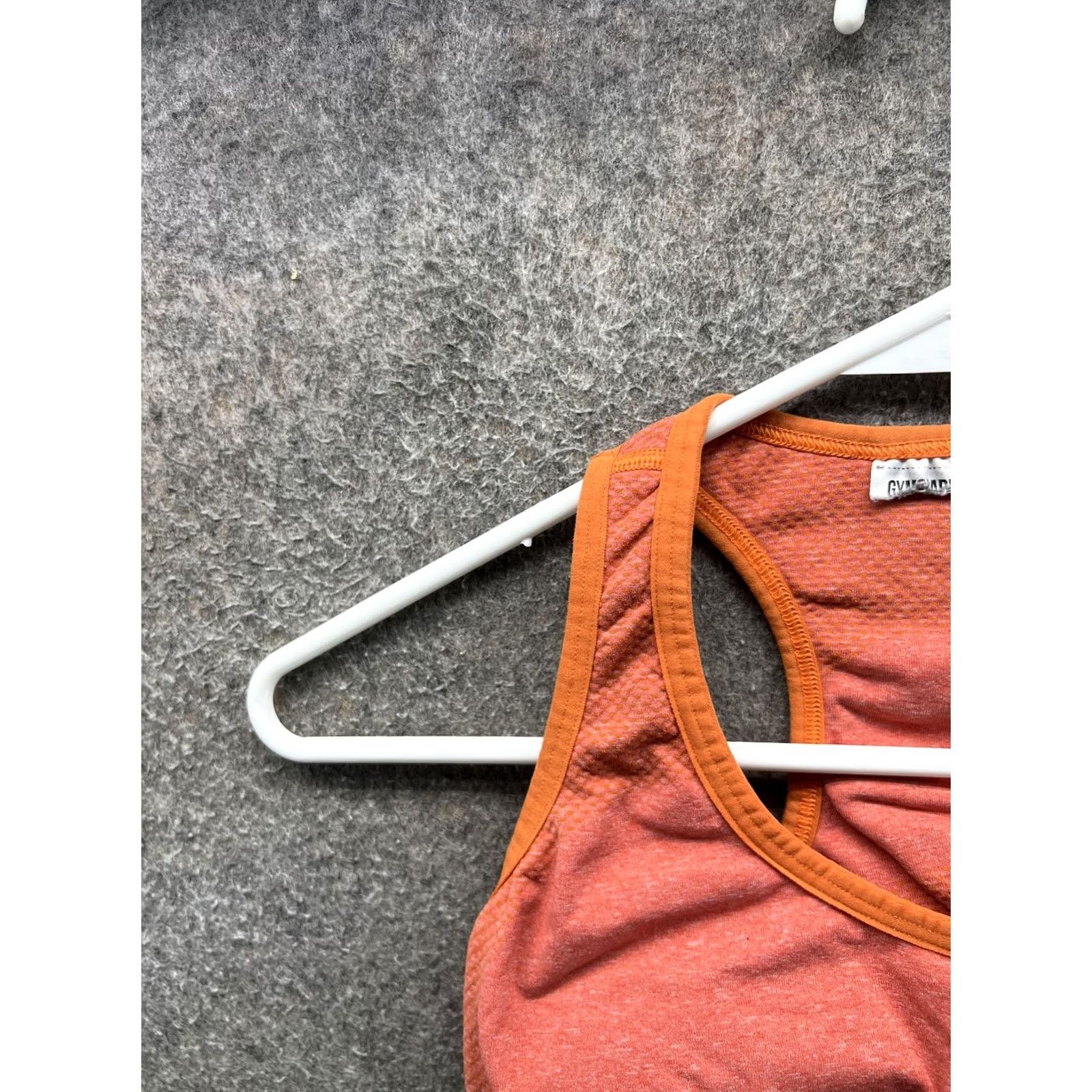 Gymshark Gymshark Sports Bra Womens XS Orange Seamless Racerback Athletic Yoga Gym Size ONE SIZE - 7 Thumbnail