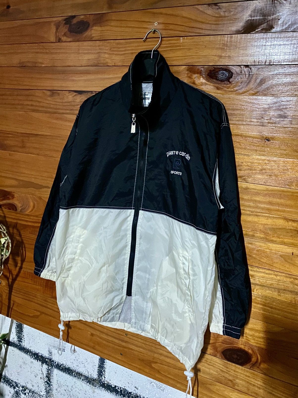 Pierre Cardin Vintage Pierre Cardin Sports 2Tone Nylon Windbreaker Jacket Size US M / EU 48-50 / 2 - 4 Thumbnail