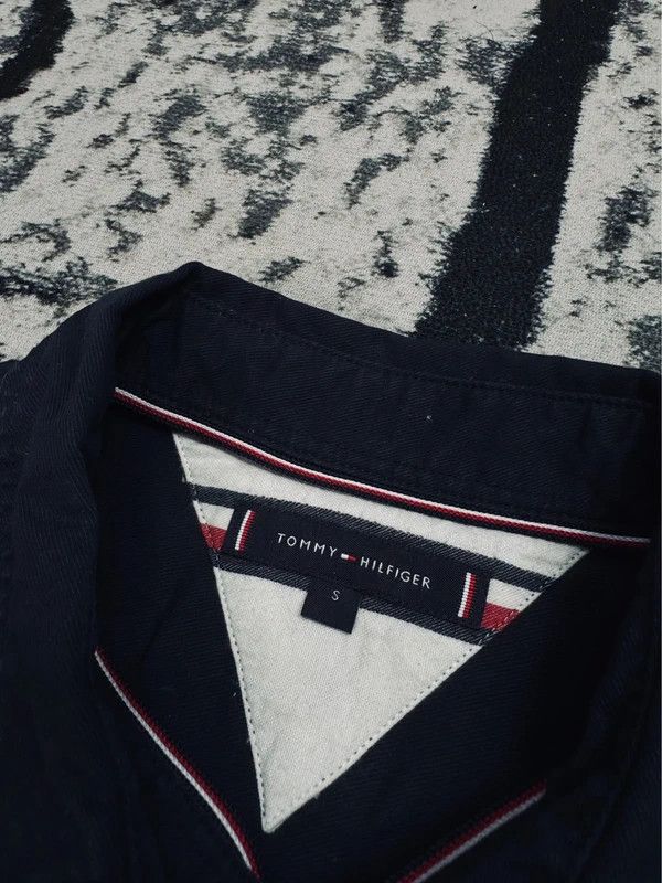 Tommy Hilfiger Tommy Hilfiger navy blue logo overshirt shirt S Size US S / EU 44-46 / 1 - 5 Thumbnail
